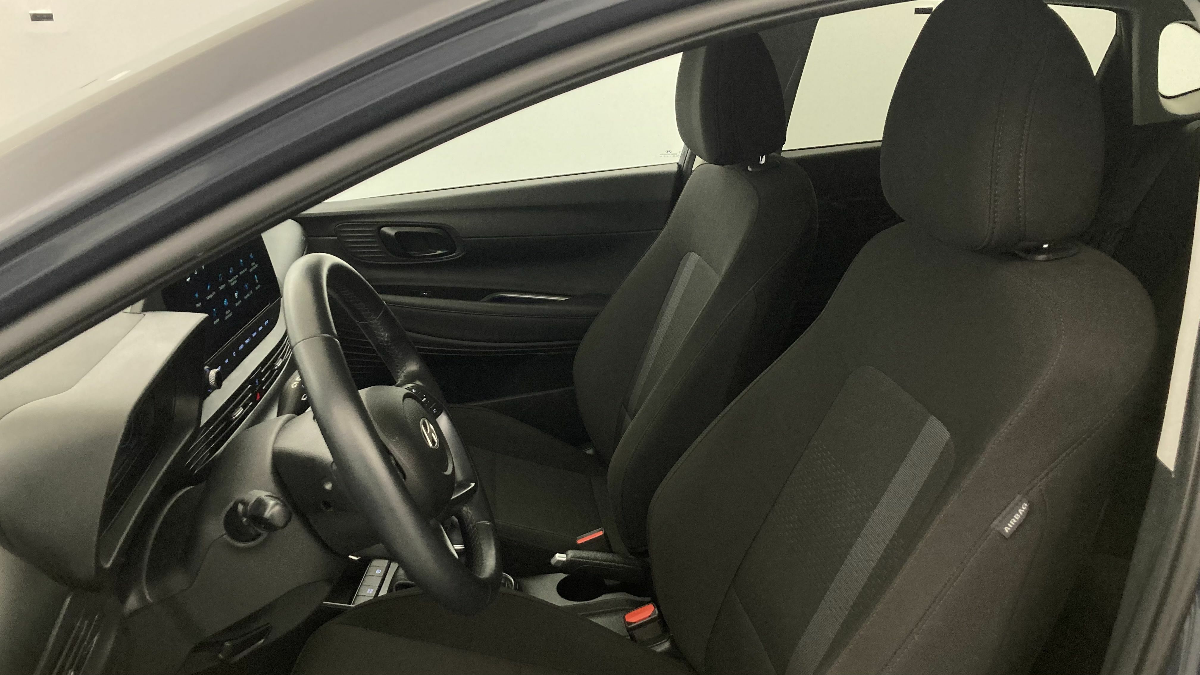 hyundai i20 klass 1.0 TGDI 100 2024 aurora gray 13