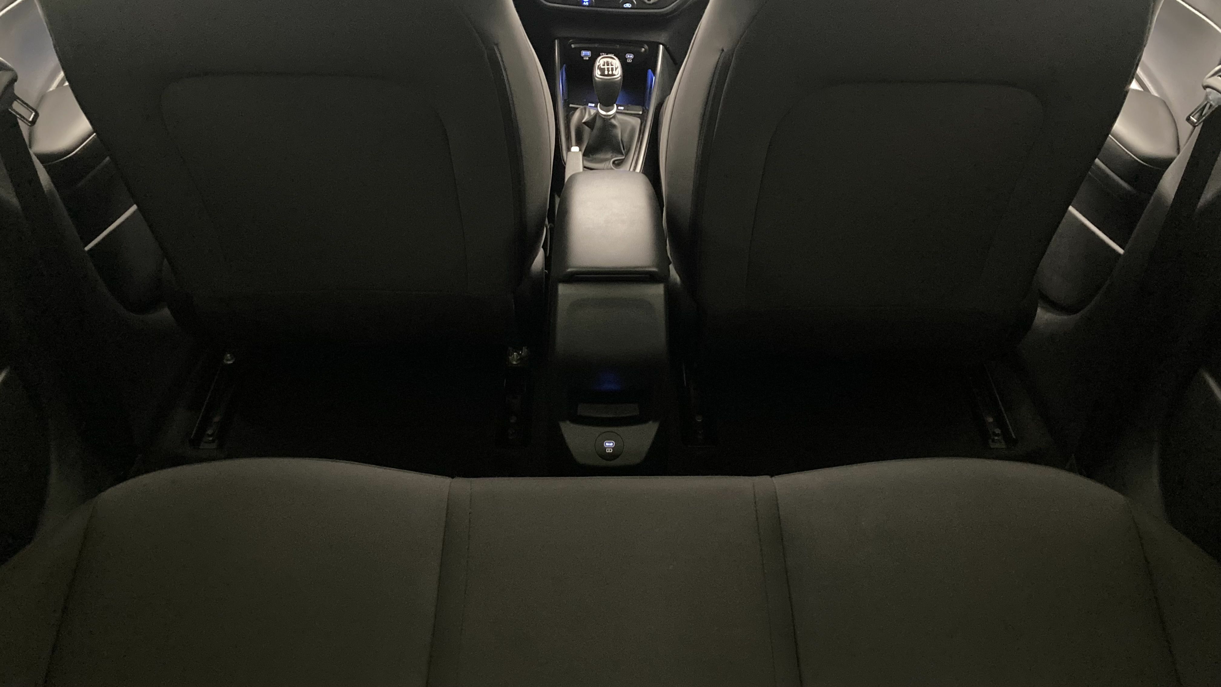 hyundai i20 klass 1.0 TGDI 100 2024 aurora gray 21