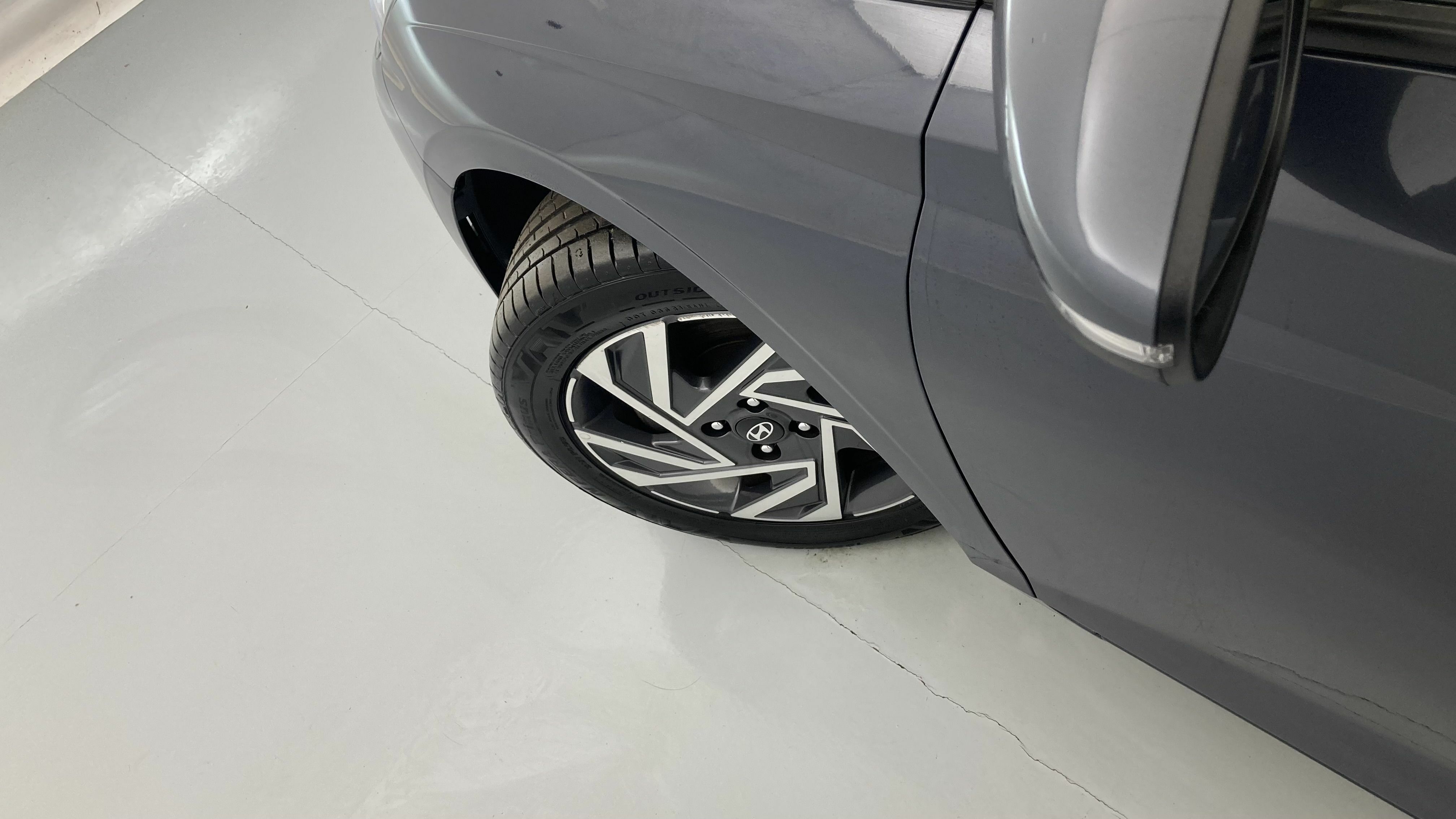 hyundai i20 klass 1.0 TGDI 100 2024 aurora gray 27