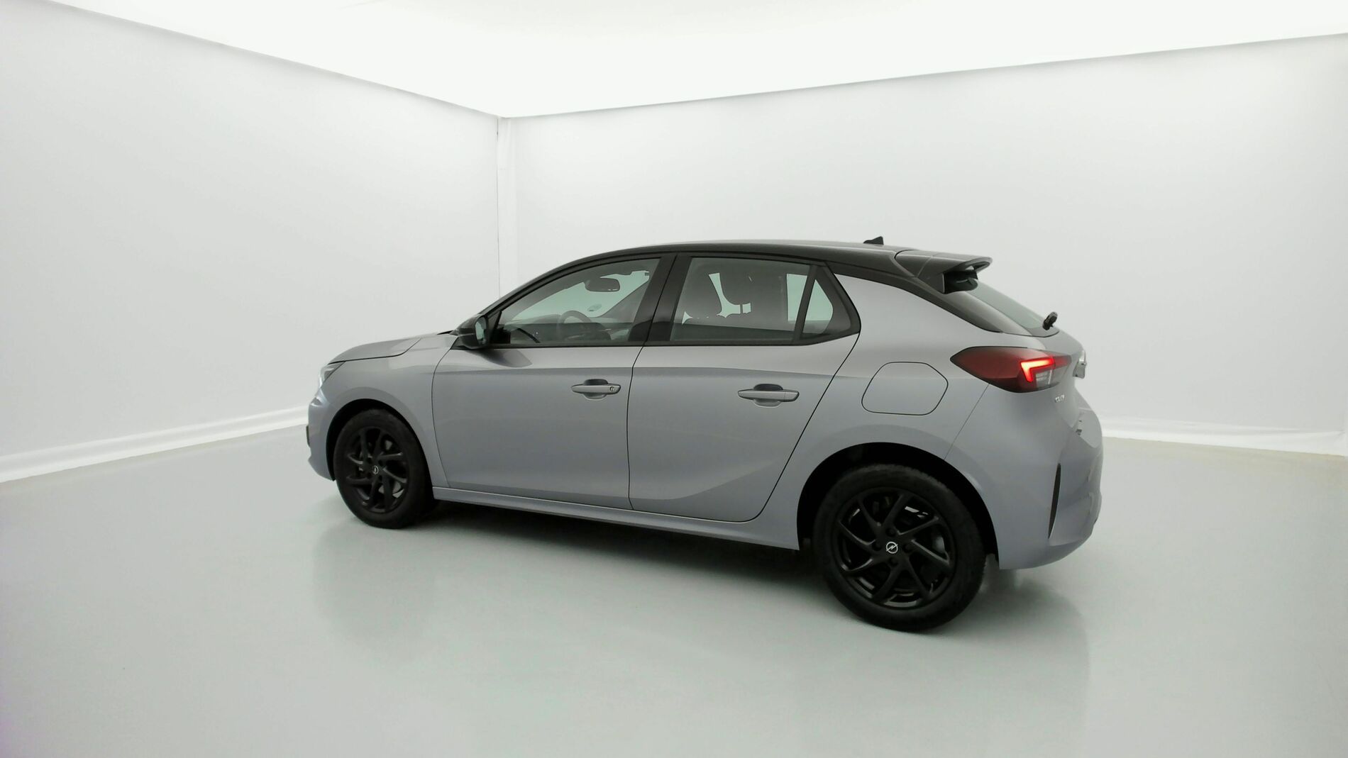opel corsa gs 1.2T 100 2022 gris artense 7