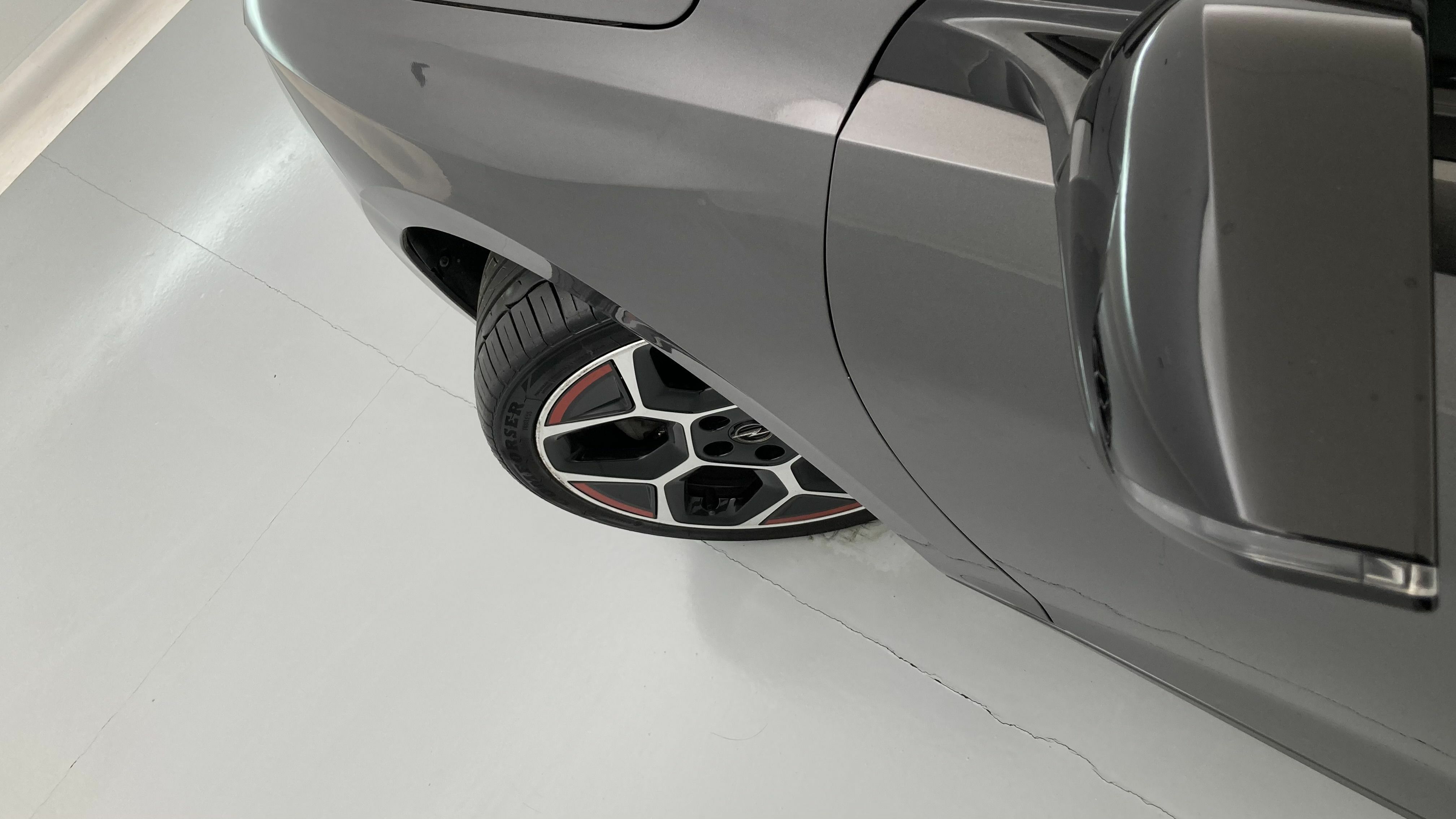 opel astra gs line 1.5D 130 AT 2022 vulkan grey / negro 27