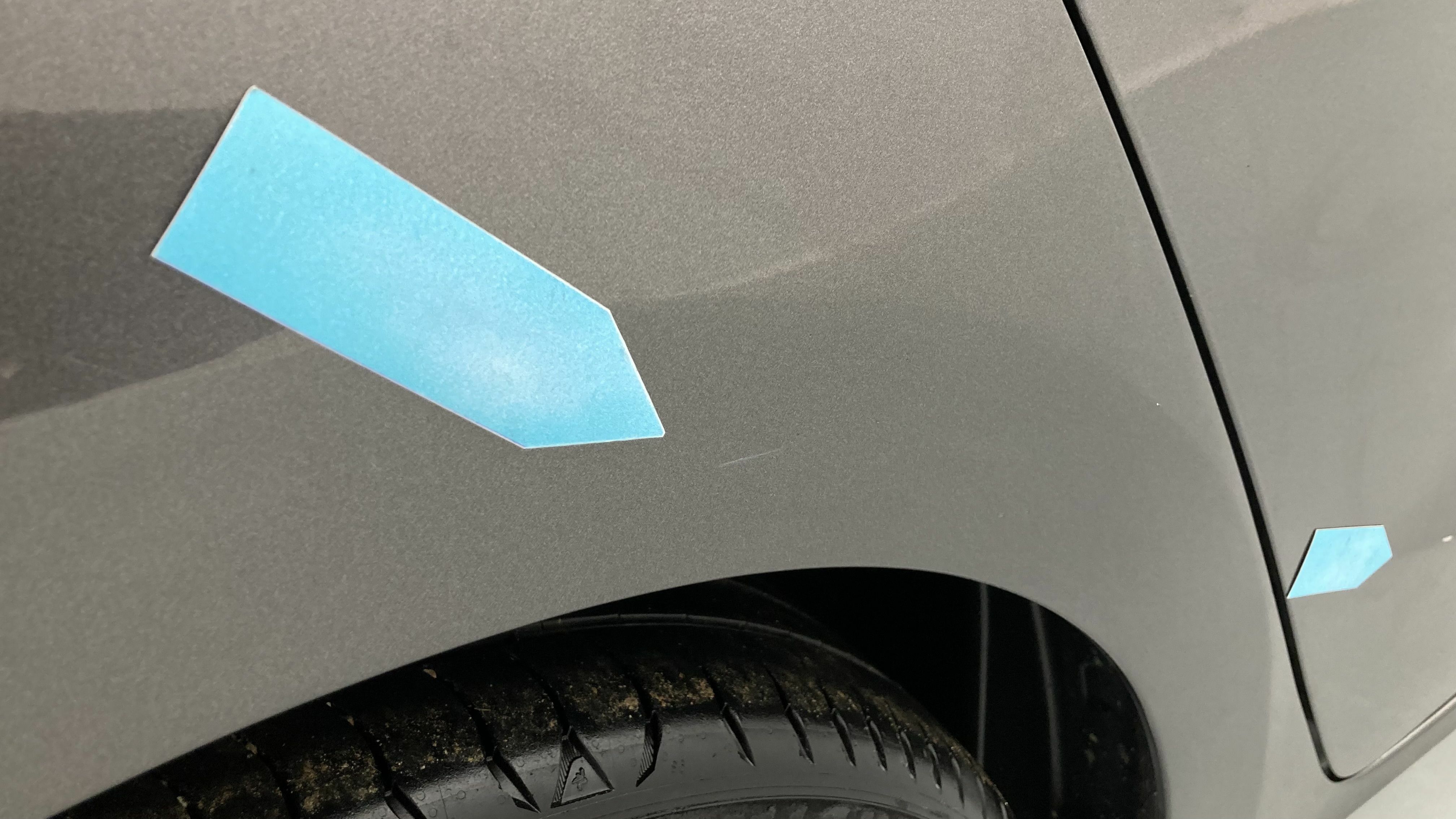 opel astra gs line 1.5D 130 AT 2022 vulkan grey / negro 39