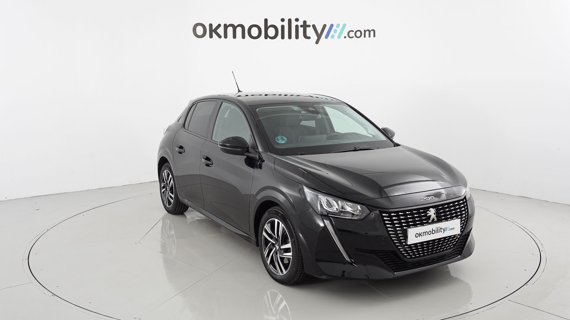 peugeot 208 allure 1.2 PURETECH 100 2023 negro perla nera (metalizado) 4