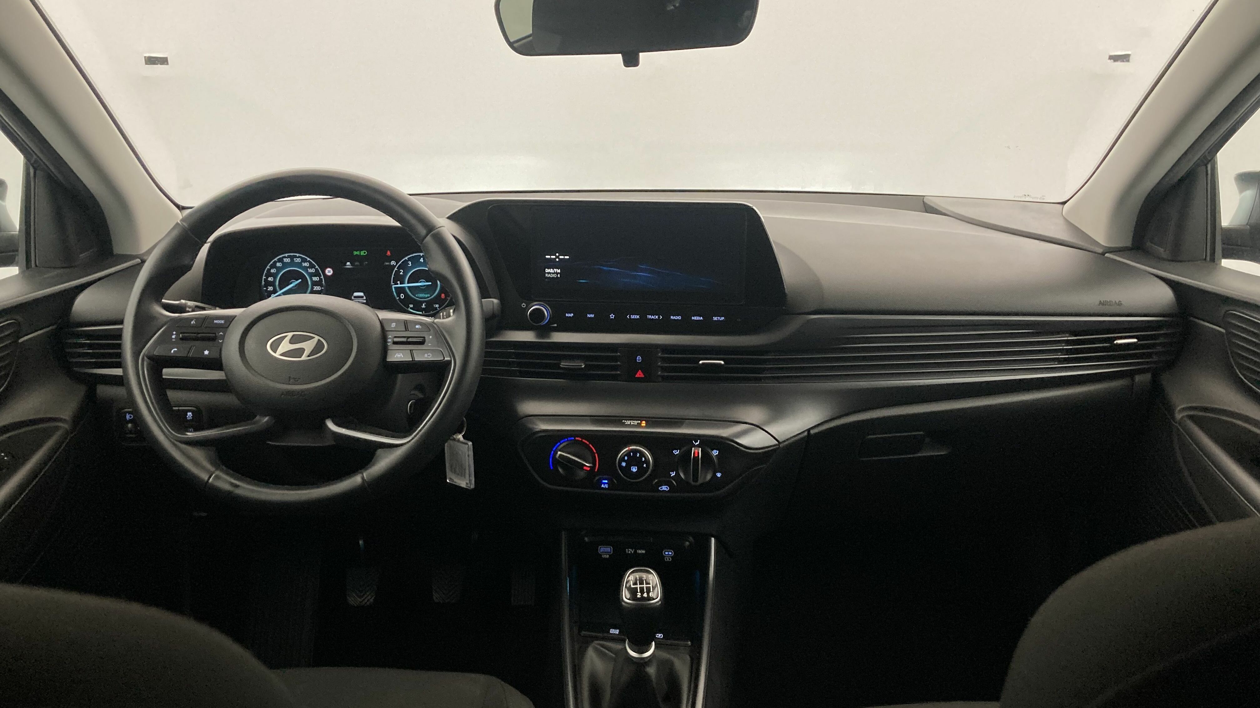 hyundai i20 klass 1.0 TGDI 100 2024 aurora gray 15