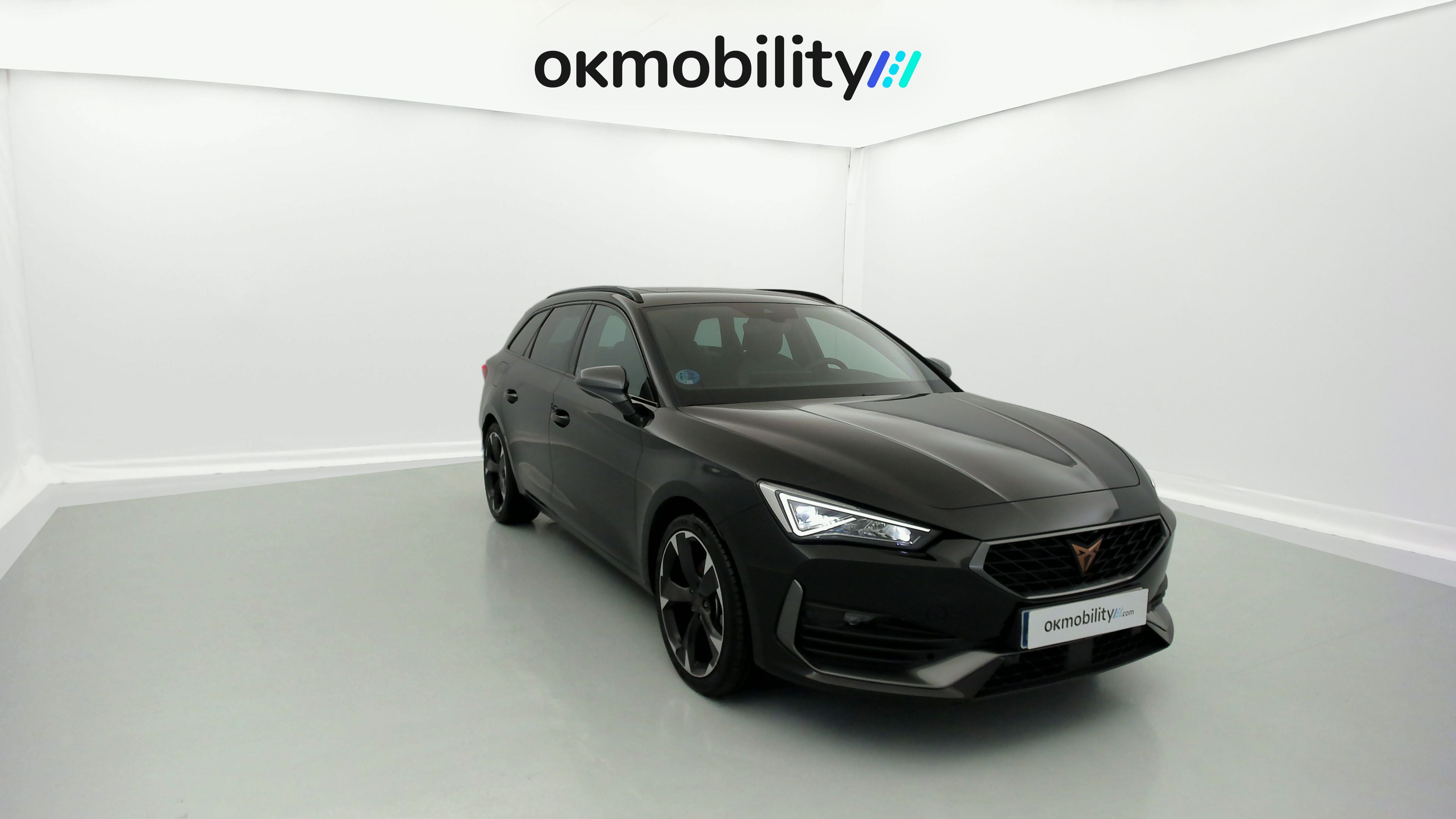 cupra leon st nv 1.5 ETSI 150 DSG 2024 negro midnight 5