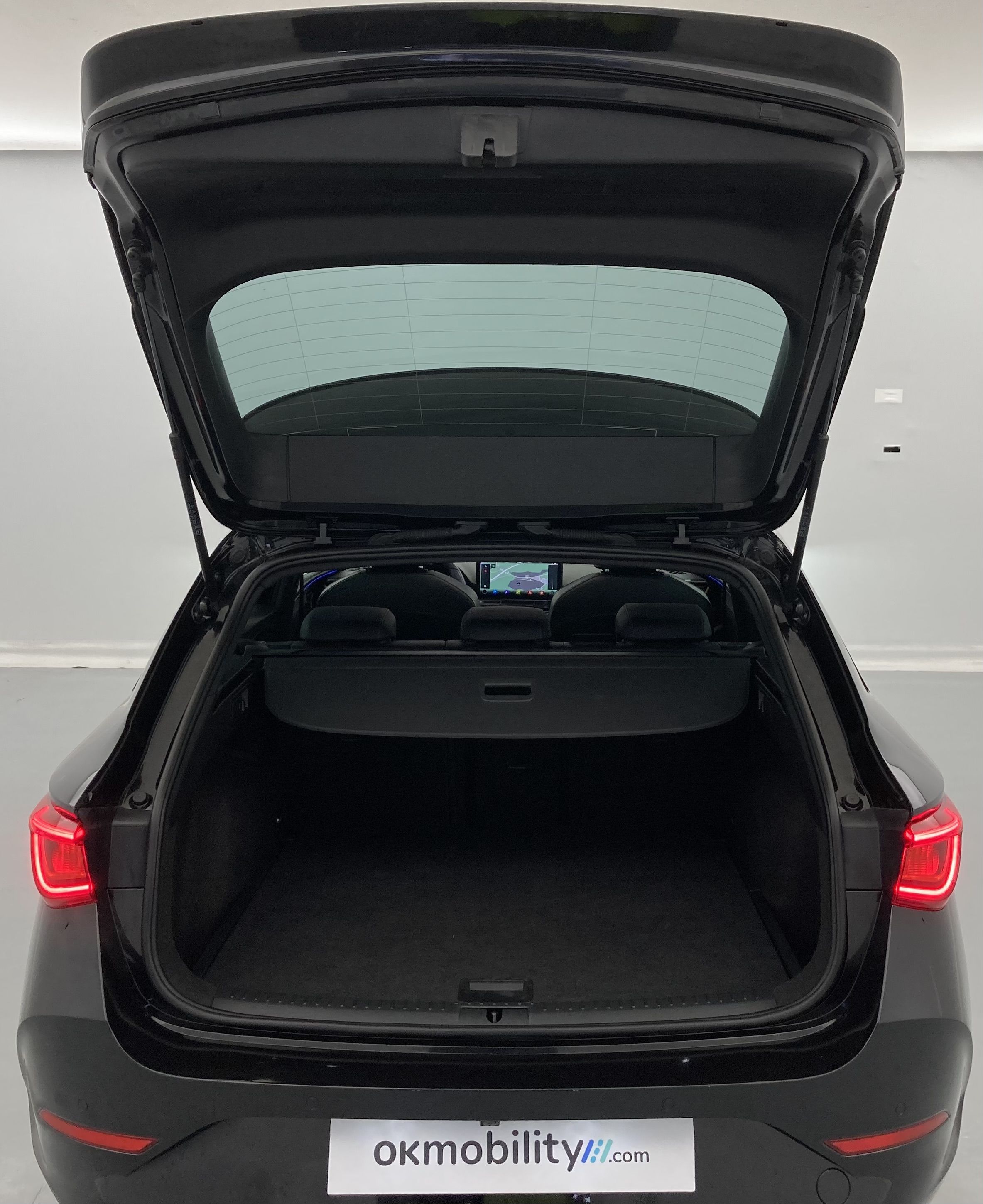 cupra leon st nv 1.5 ETSI 150 DSG 2024 negro midnight 24