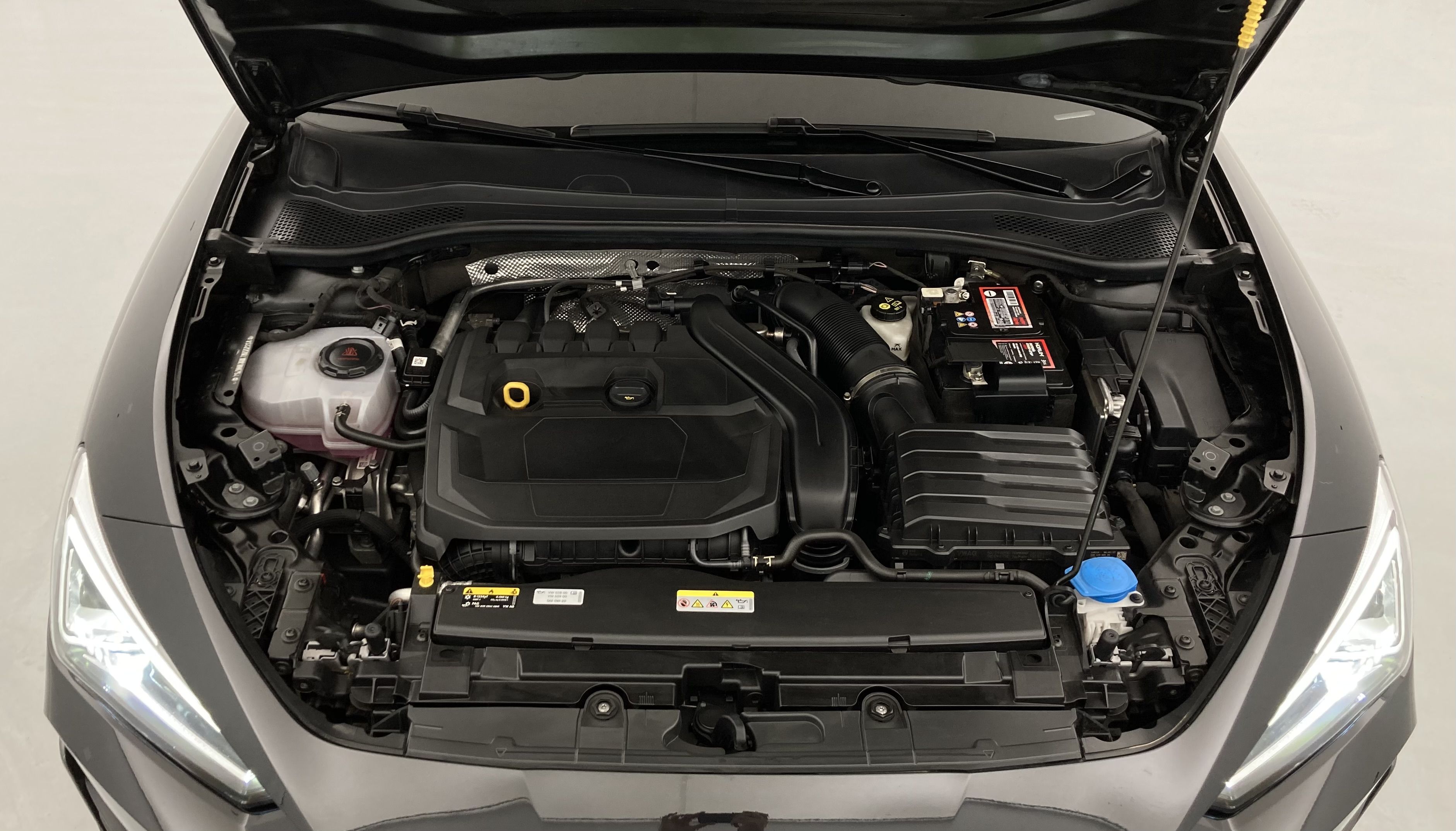 cupra leon st nv 1.5 ETSI 150 DSG 2024 negro midnight 25