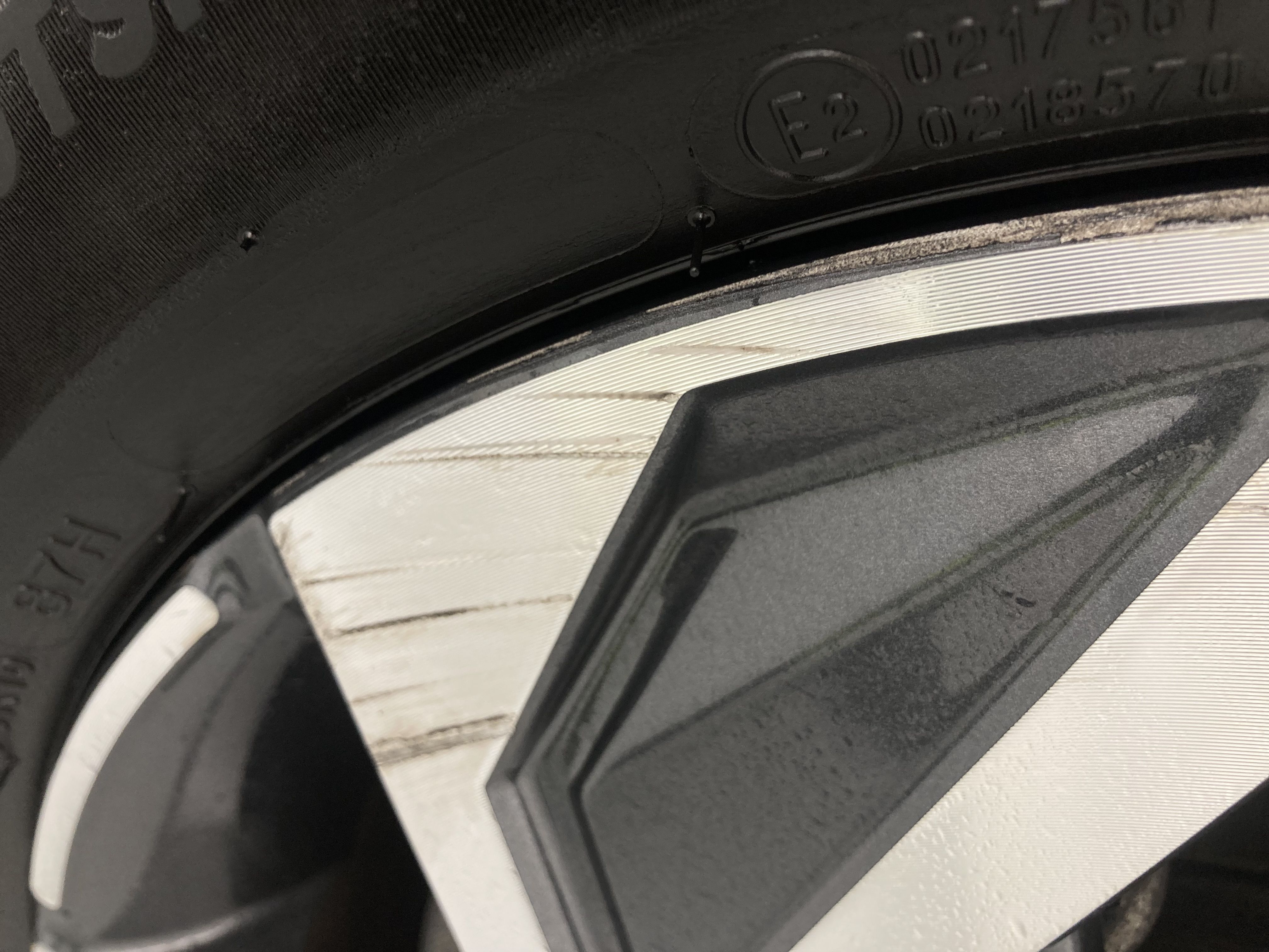 hyundai i20 klass 1.0 TGDI 100 2024 atlas white 13