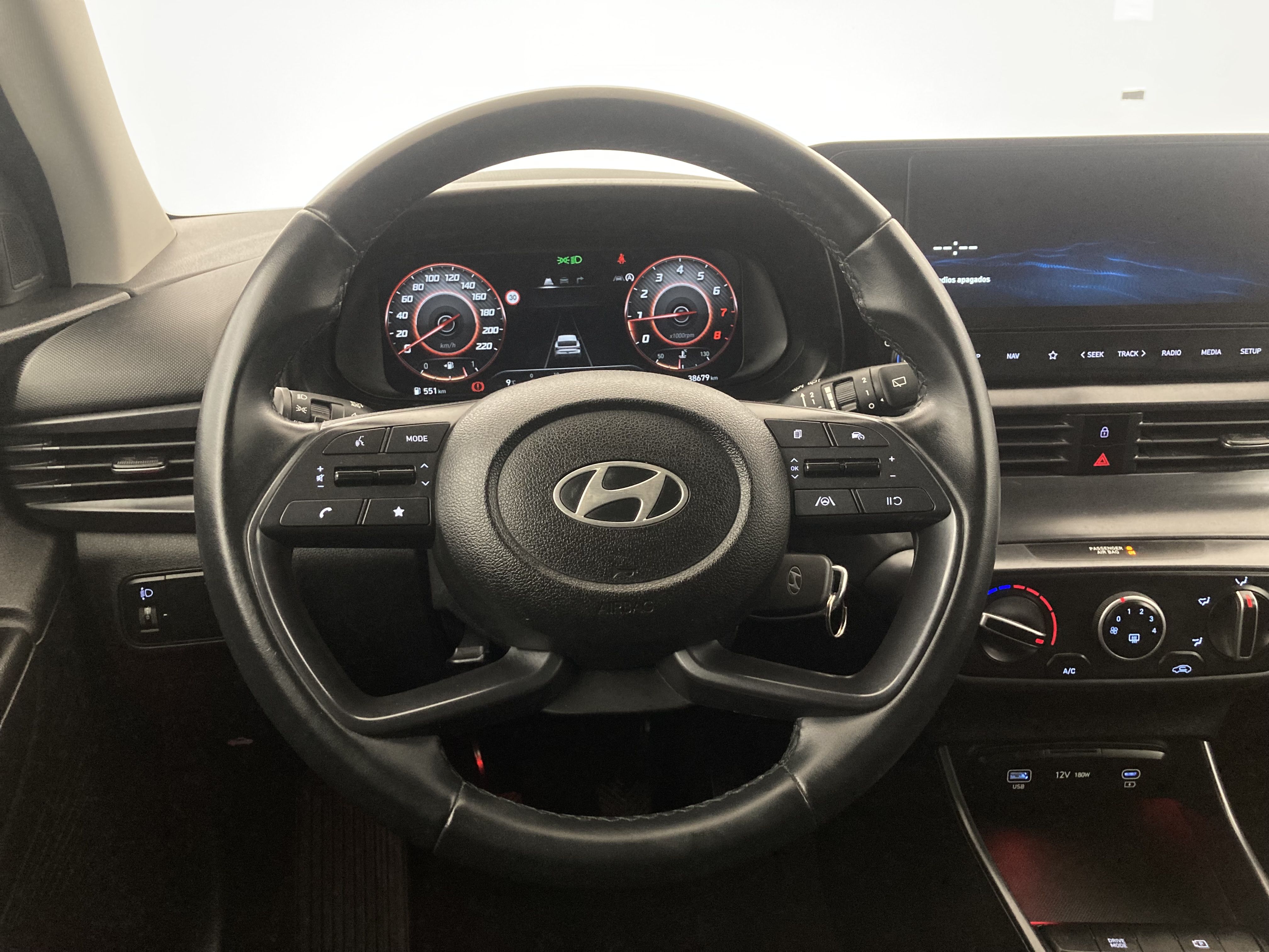 hyundai i20 klass 1.0 TGDI 100 2024 atlas white 24