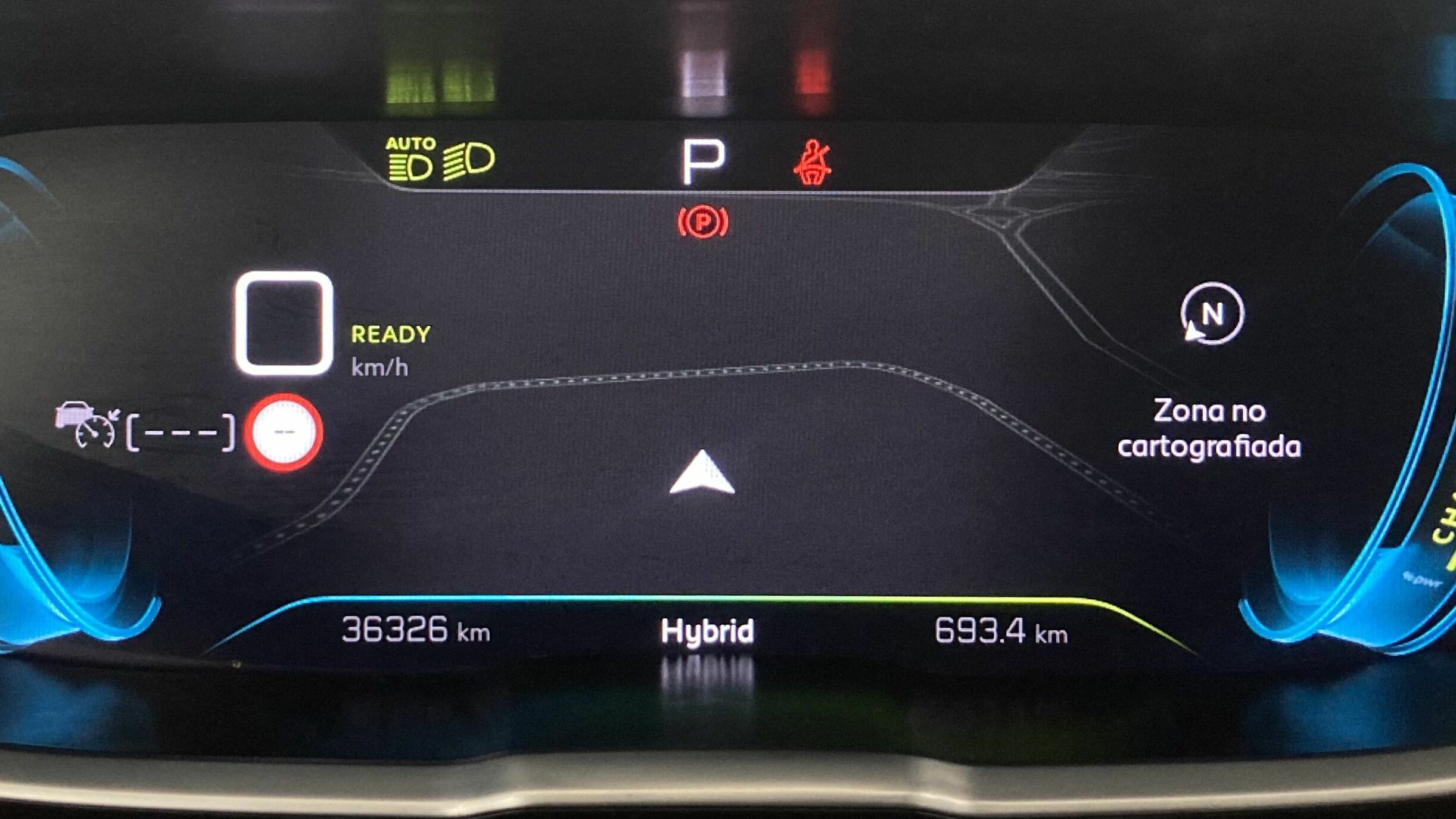 peugeot 3008 gt pack 1.6 HYBRID 300 EAT PHEV 2022 gris artense / negro 17