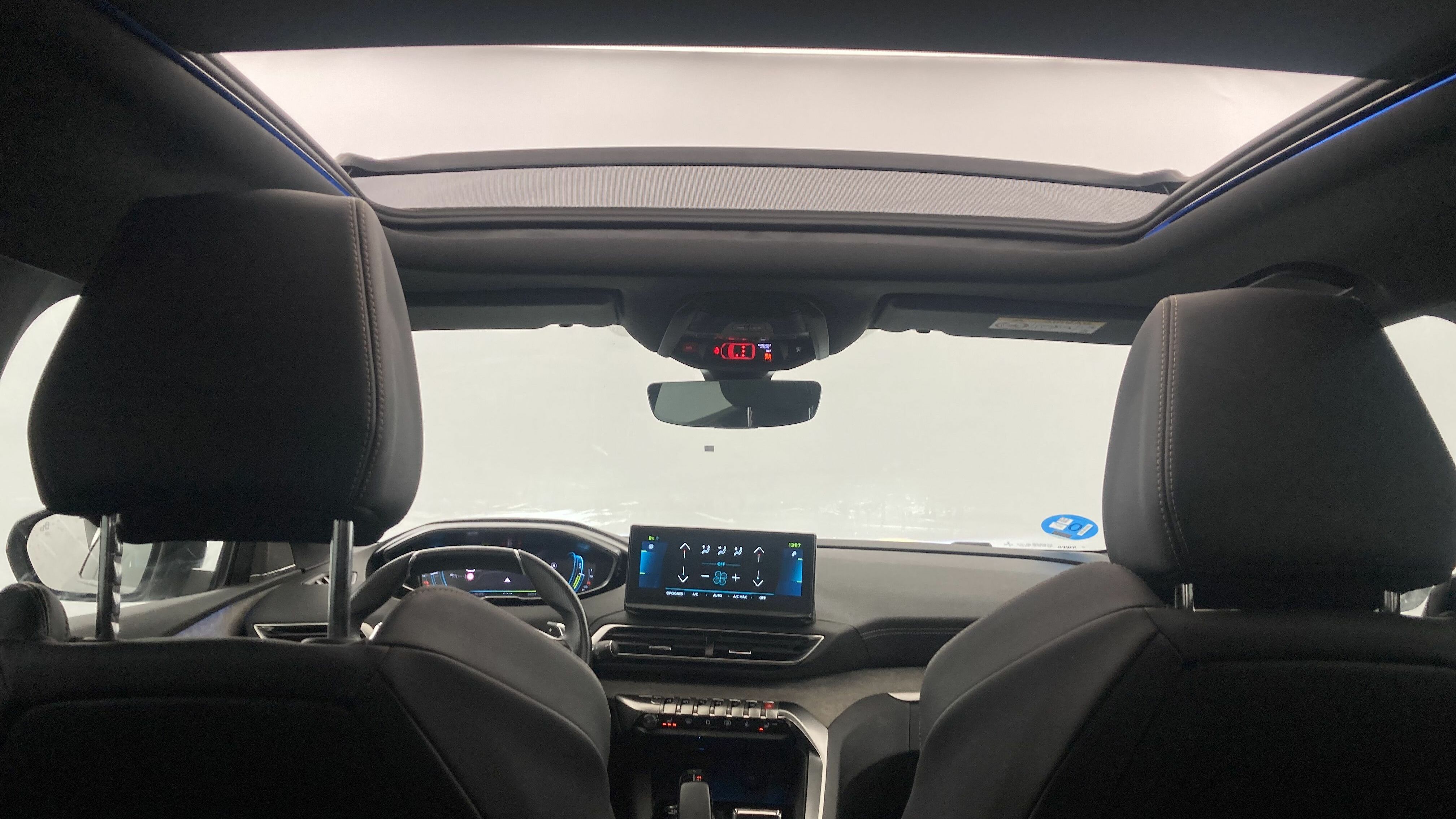 peugeot 3008 gt pack 1.6 HYBRID 300 EAT PHEV 2022 gris artense / negro 22