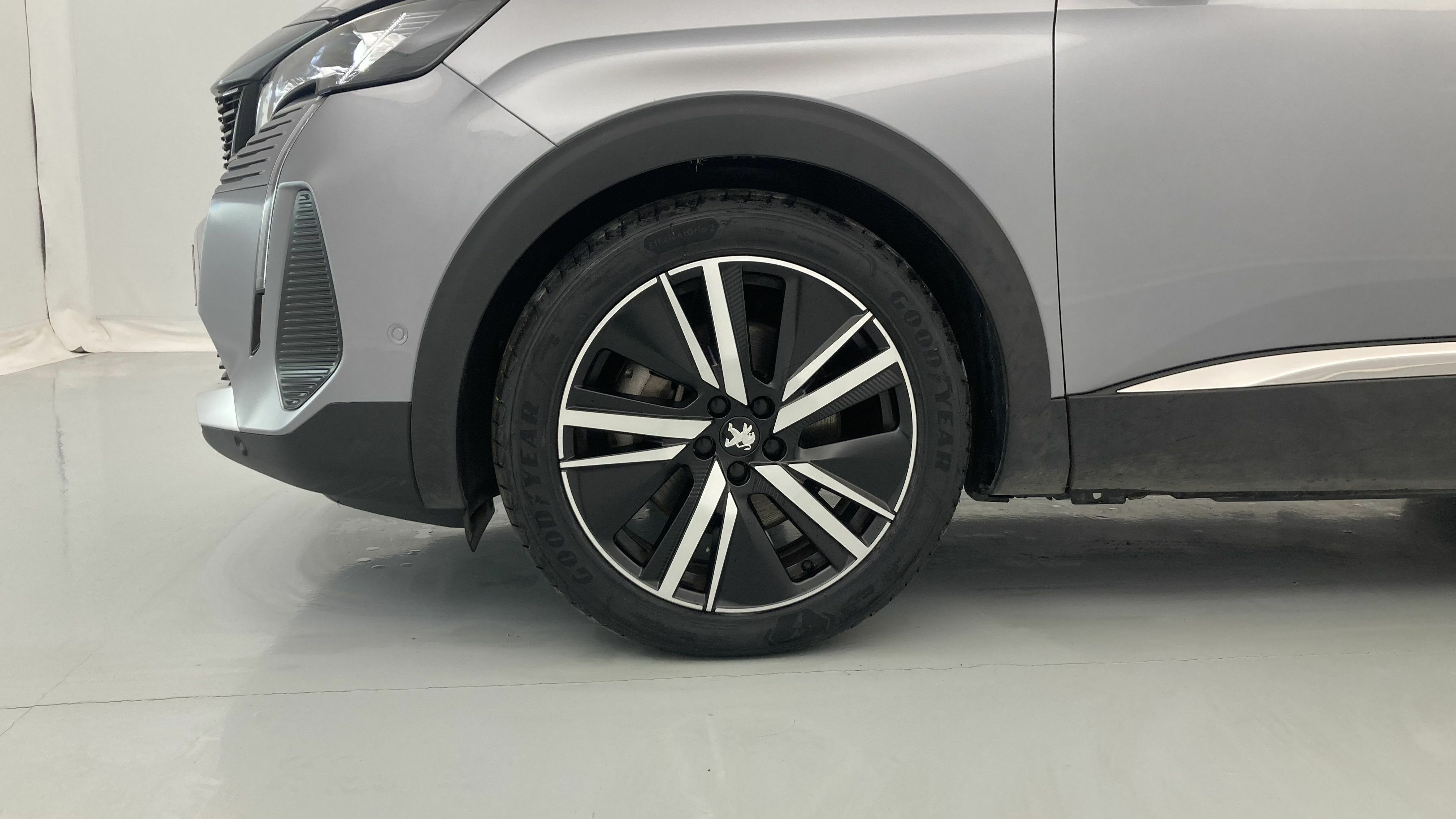 peugeot 3008 gt pack 1.6 HYBRID 300 EAT PHEV 2022 gris artense / negro 26