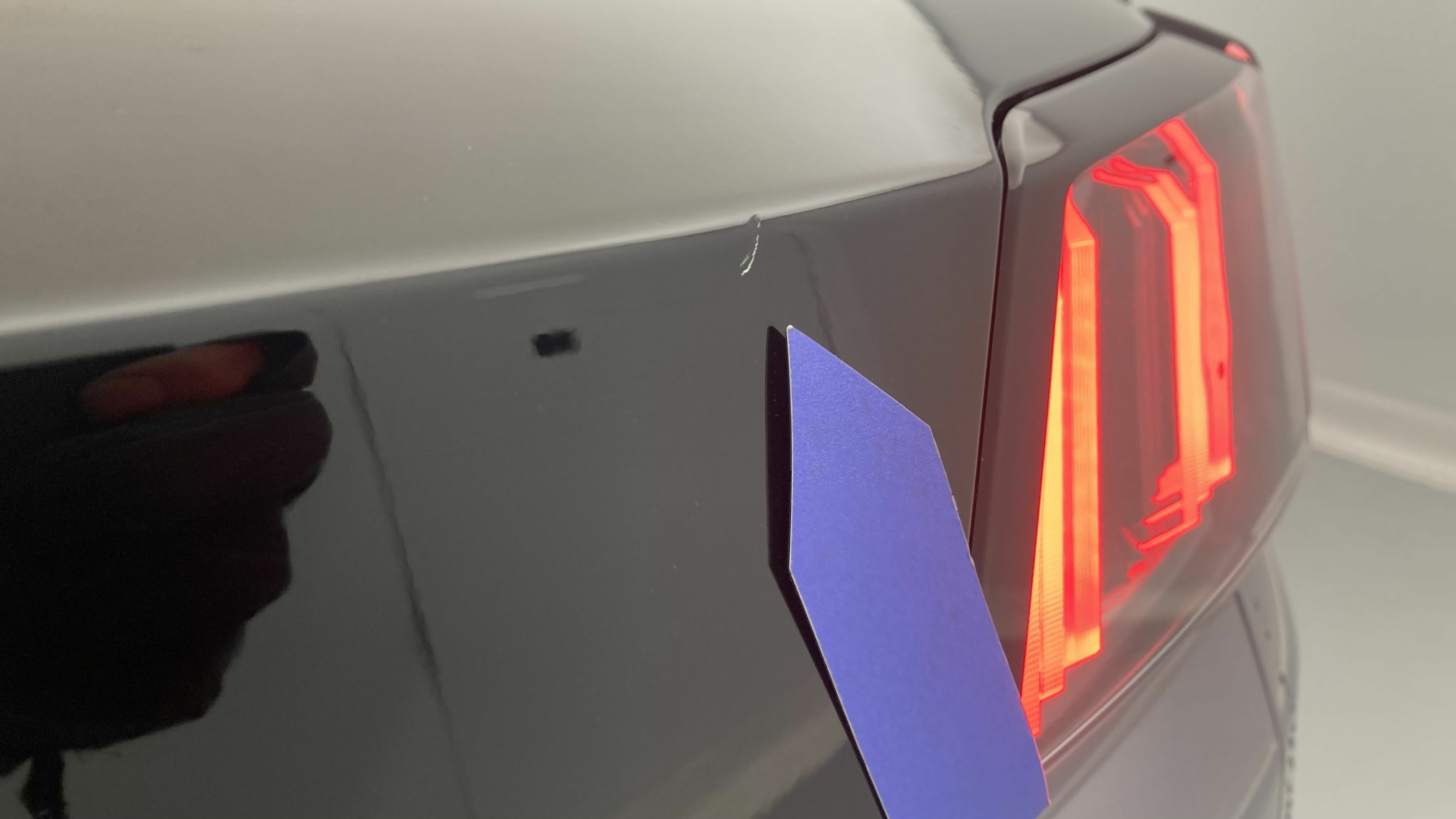 peugeot 3008 gt pack 1.6 HYBRID 300 EAT PHEV 2022 gris artense / negro 38