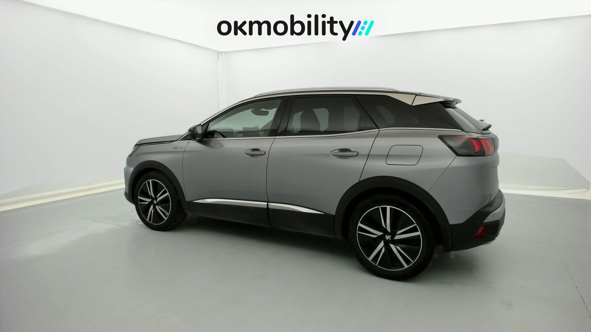 peugeot 3008 gt pack 1.6 HYBRID 300 EAT PHEV 2022 gris artense / negro 7