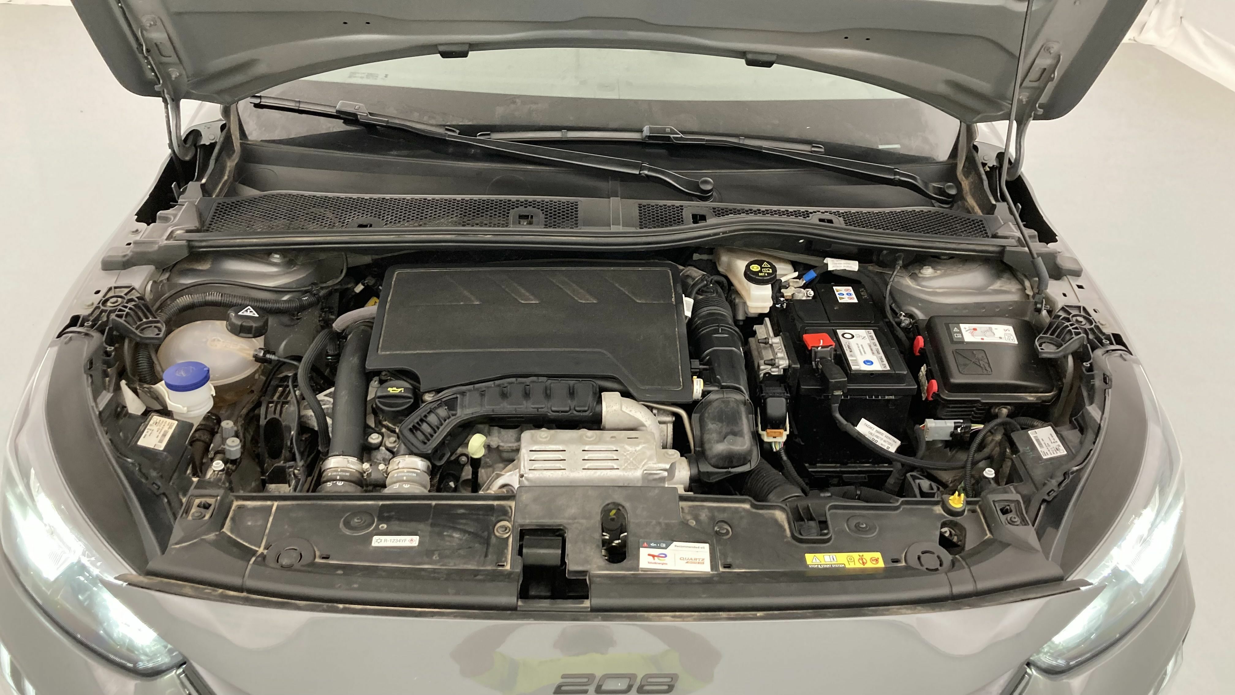 peugeot 208 allure 1.2 PURETECH 100 2024 gris selenium 25