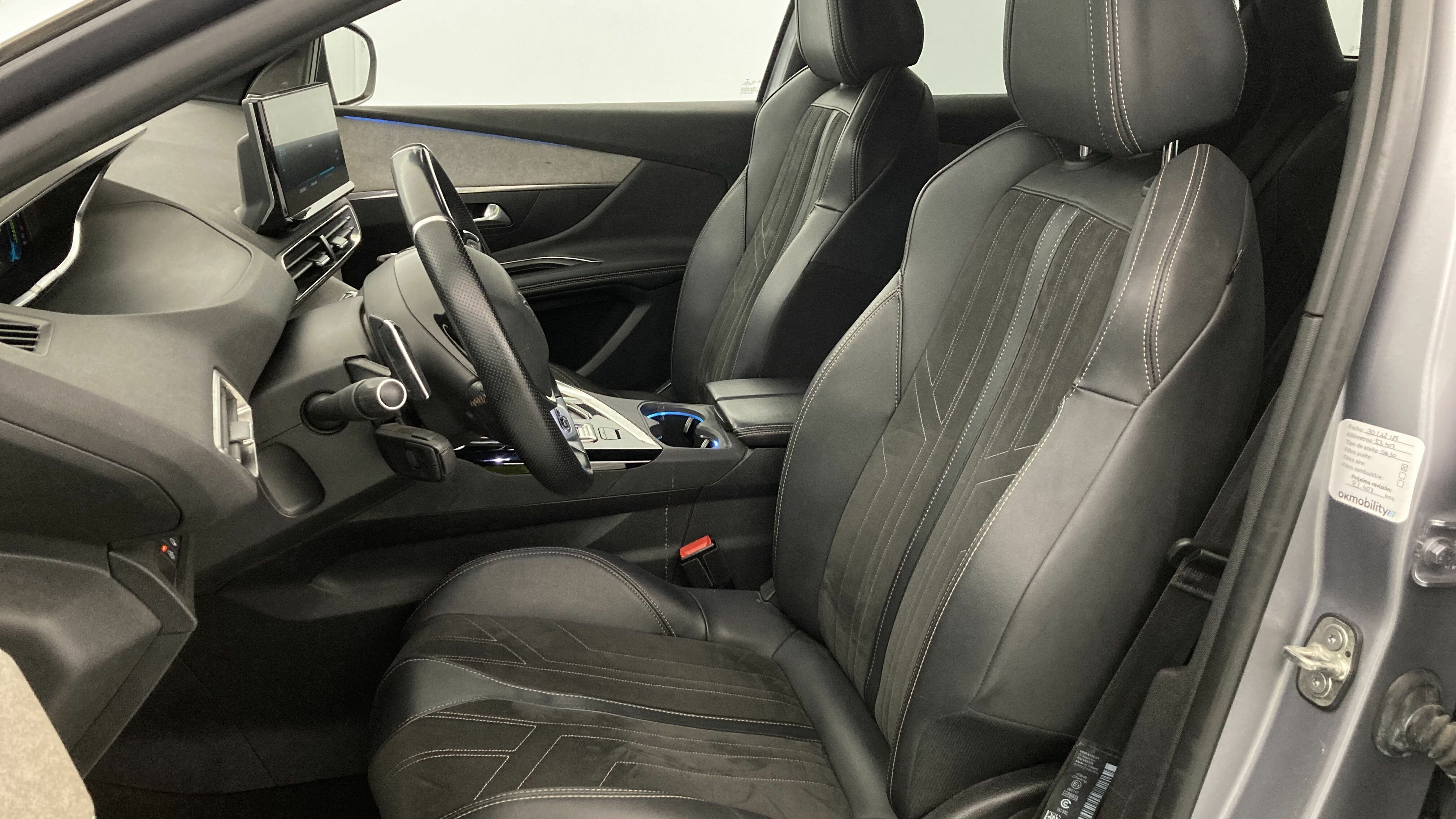 peugeot 3008 gt pack 1.6 HYBRID 300 EAT PHEV 2022 gris artense / negro 13