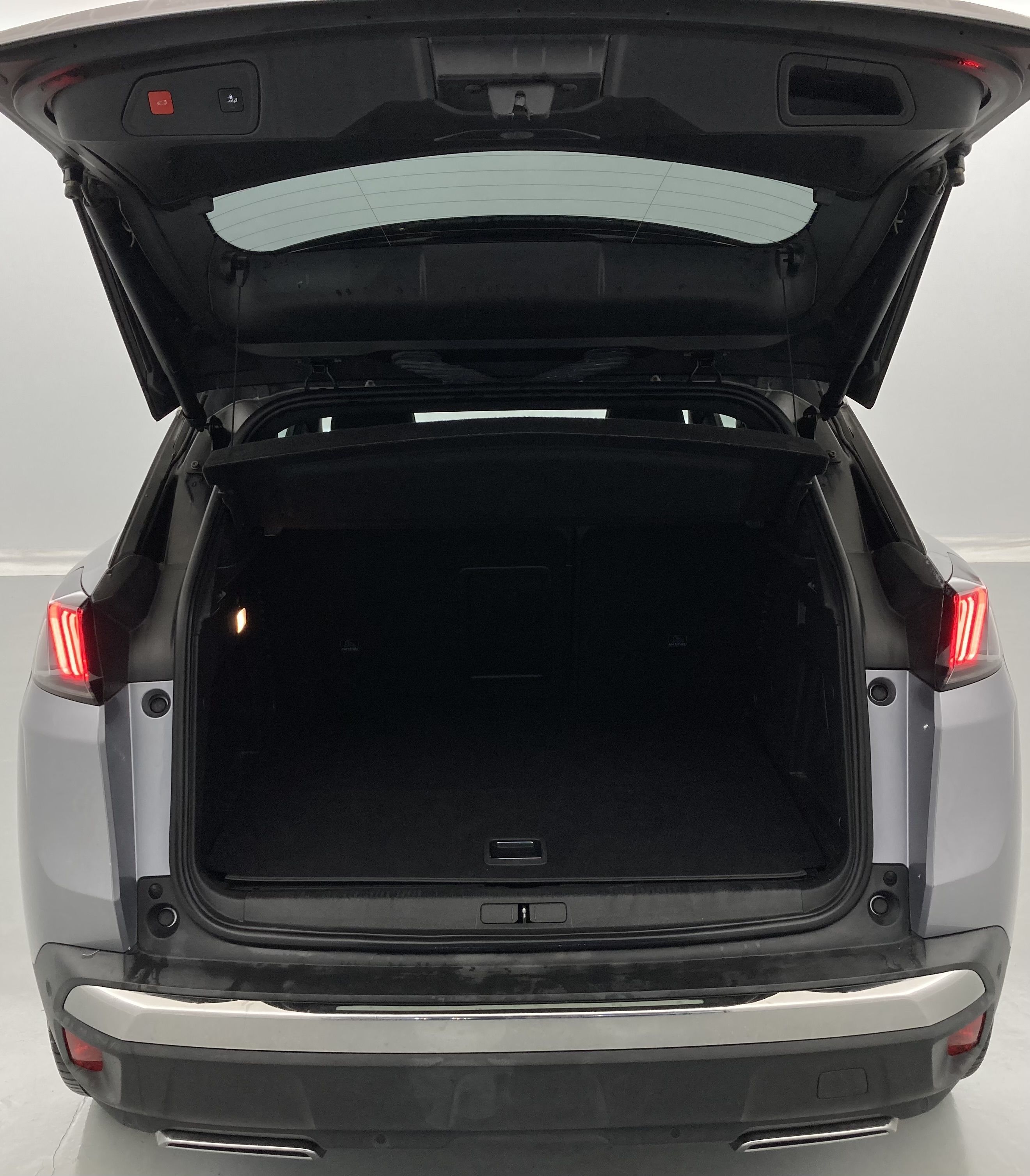 peugeot 3008 gt pack 1.6 HYBRID 300 EAT PHEV 2022 gris artense / negro 22