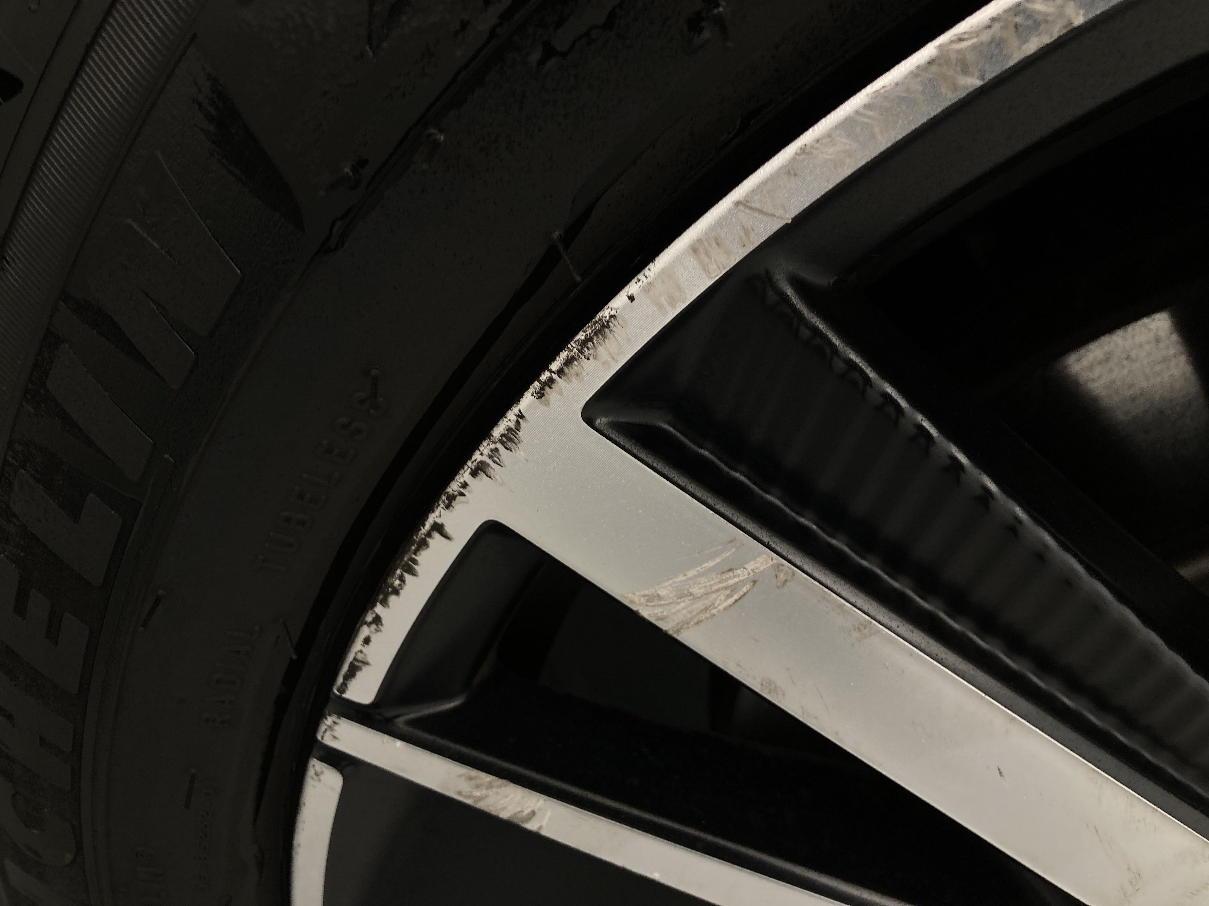 peugeot 3008 gt pack 1.6 HYBRID 300 EAT PHEV 2022 gris artense / negro 26