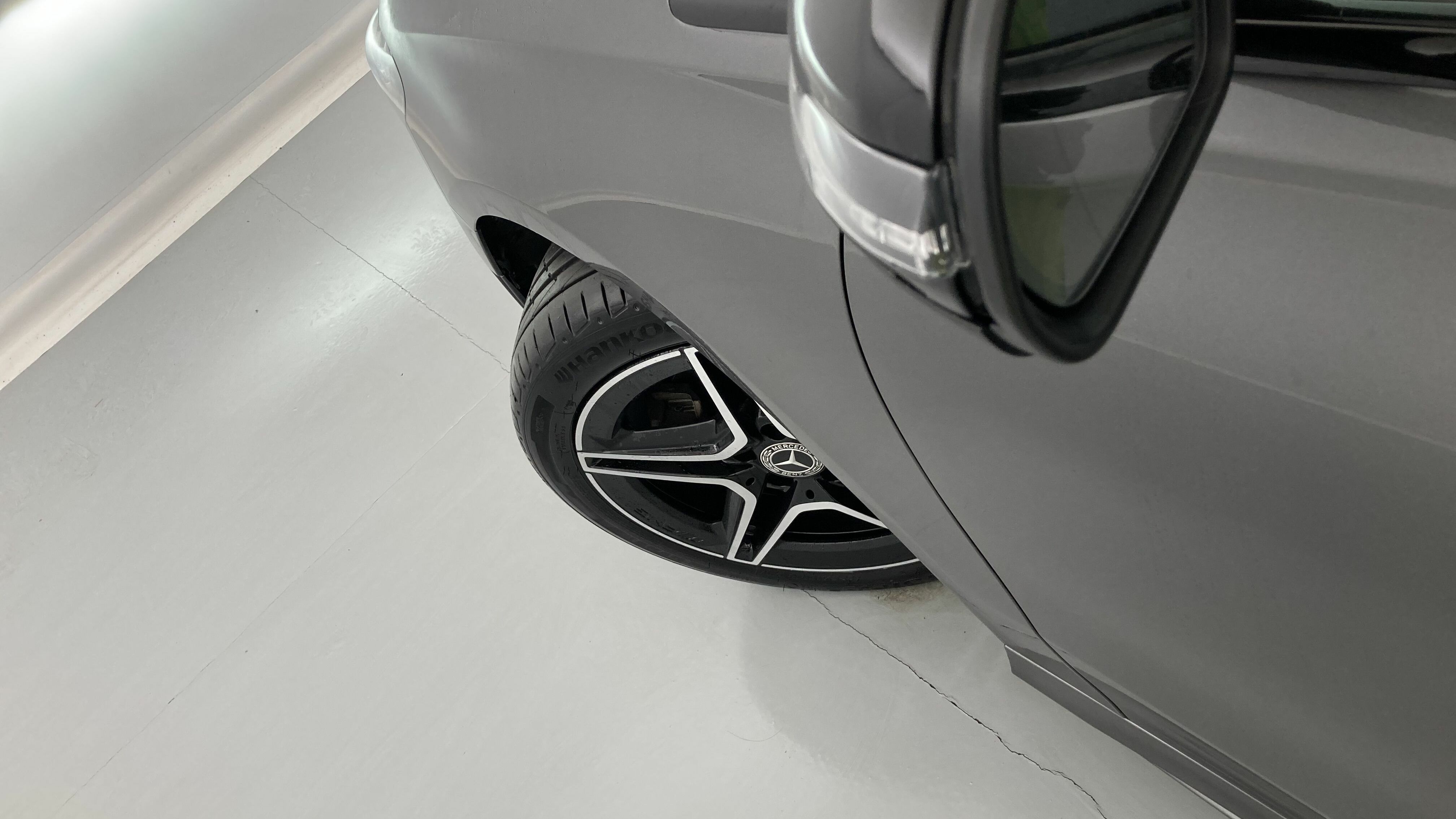 mercedes benz clase b amg line 200D 150 DCT 2022 gris montana 28