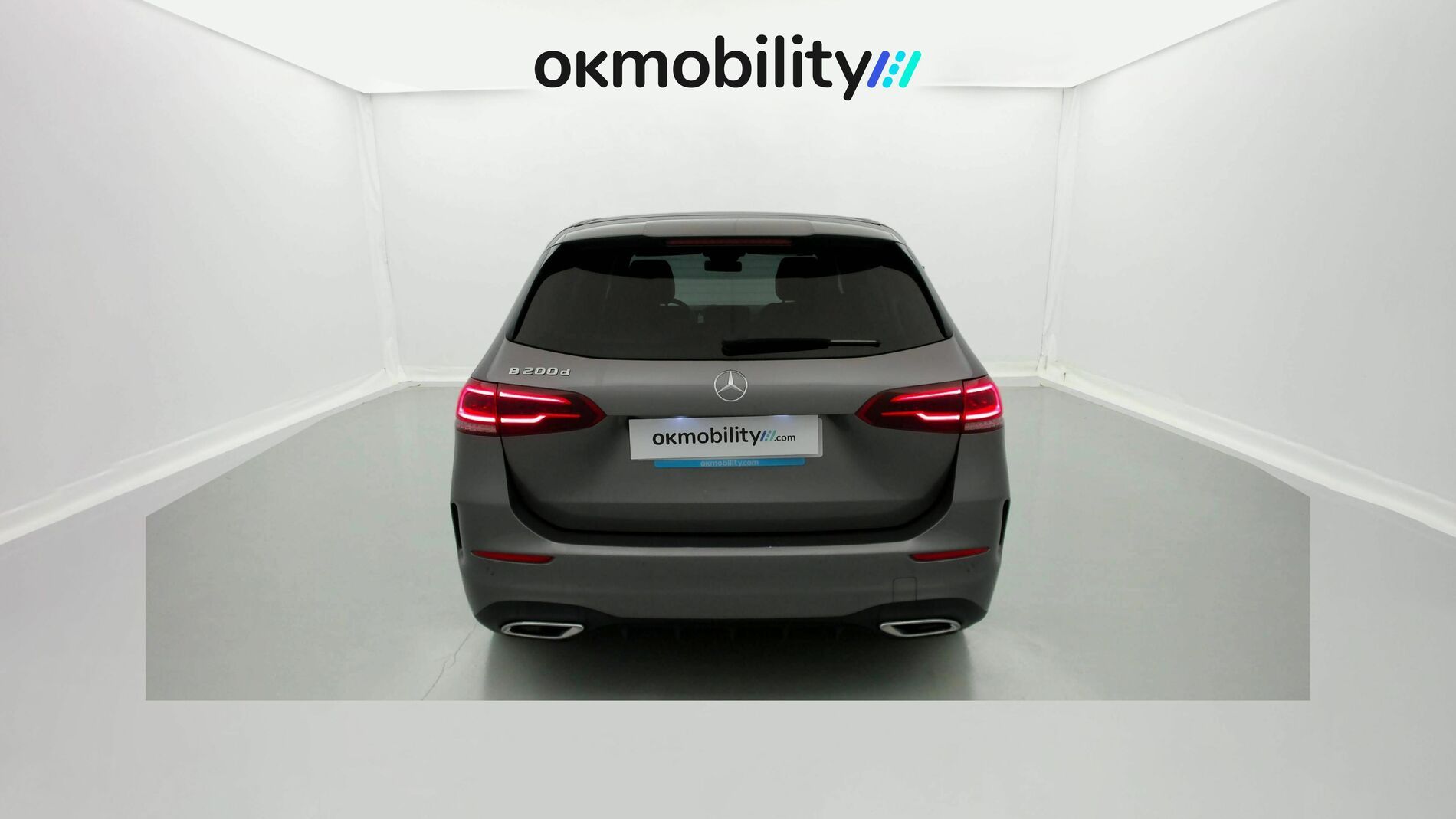 mercedes benz clase b amg line 200D 150 DCT 2022 gris montana 10