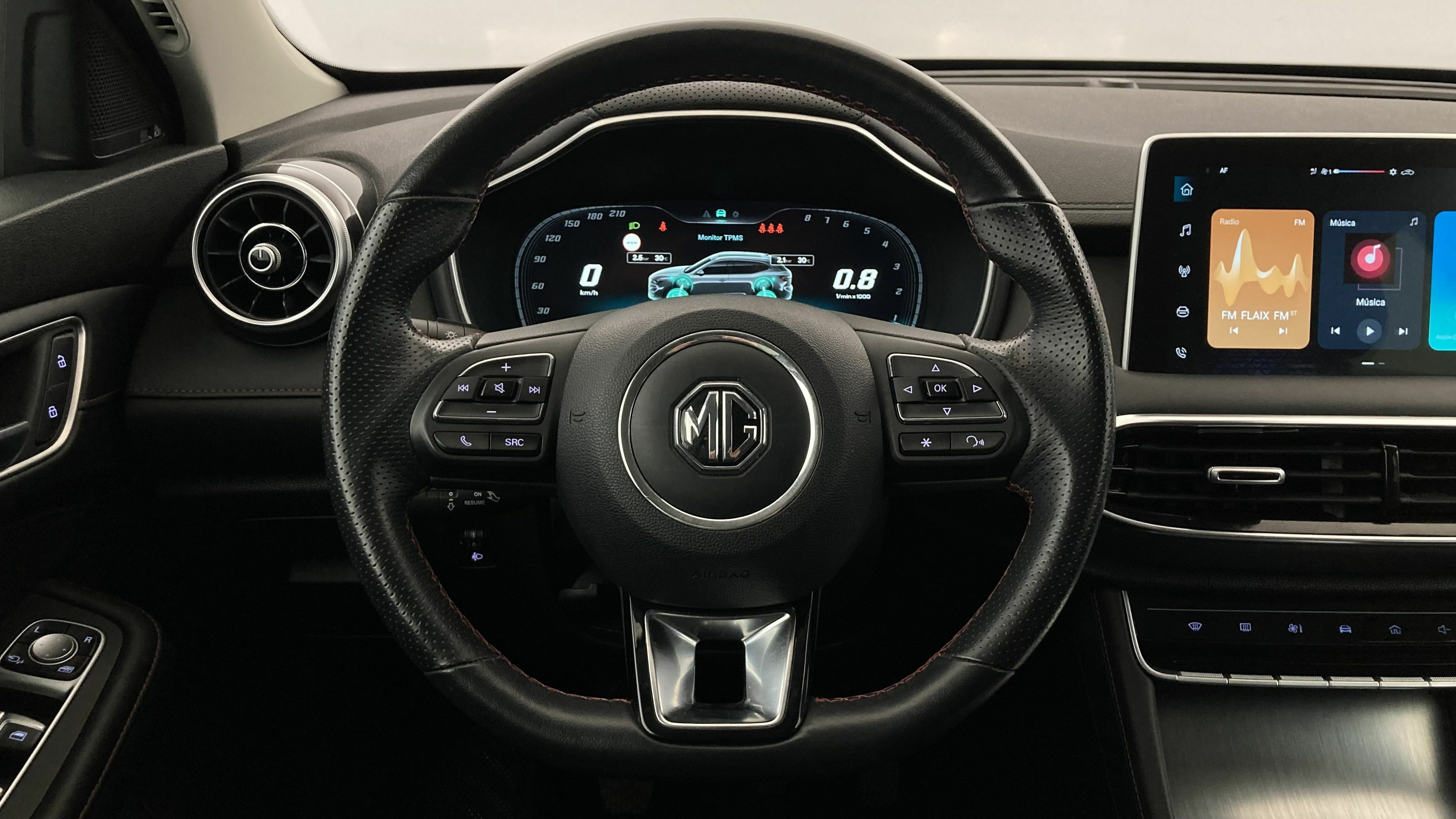 mg hs comfort 1.5 T-GDI 162 2023 pebble black - pbc 17