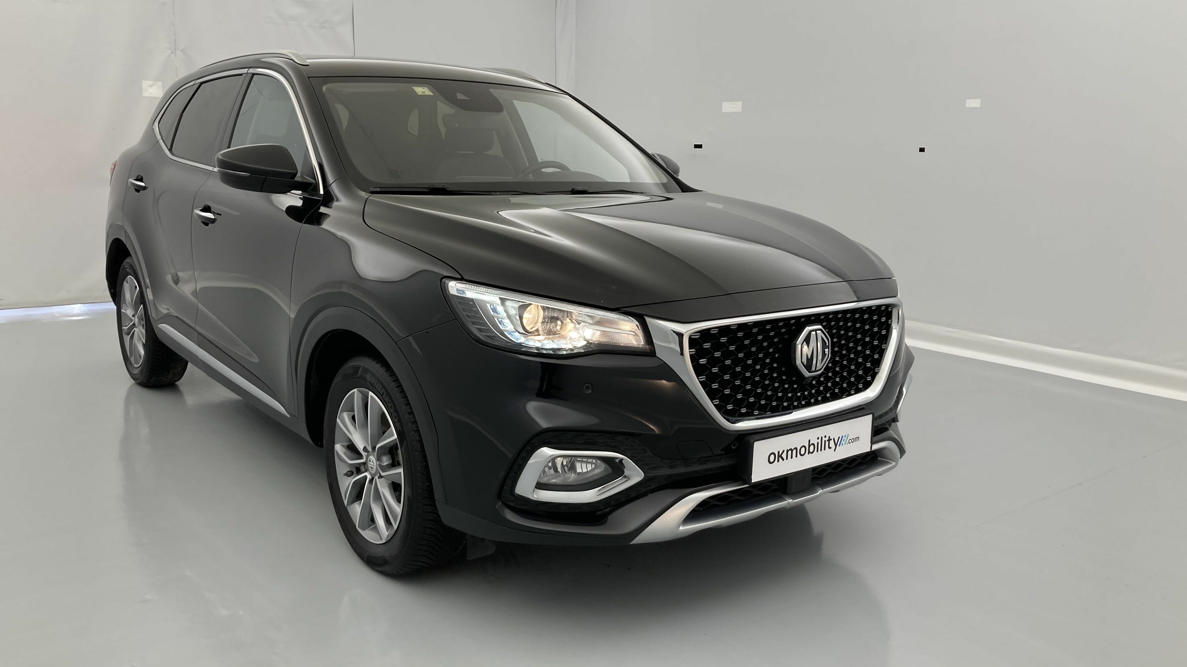 mg hs comfort 1.5 T-GDI 162 2023 pebble black - pbc 23