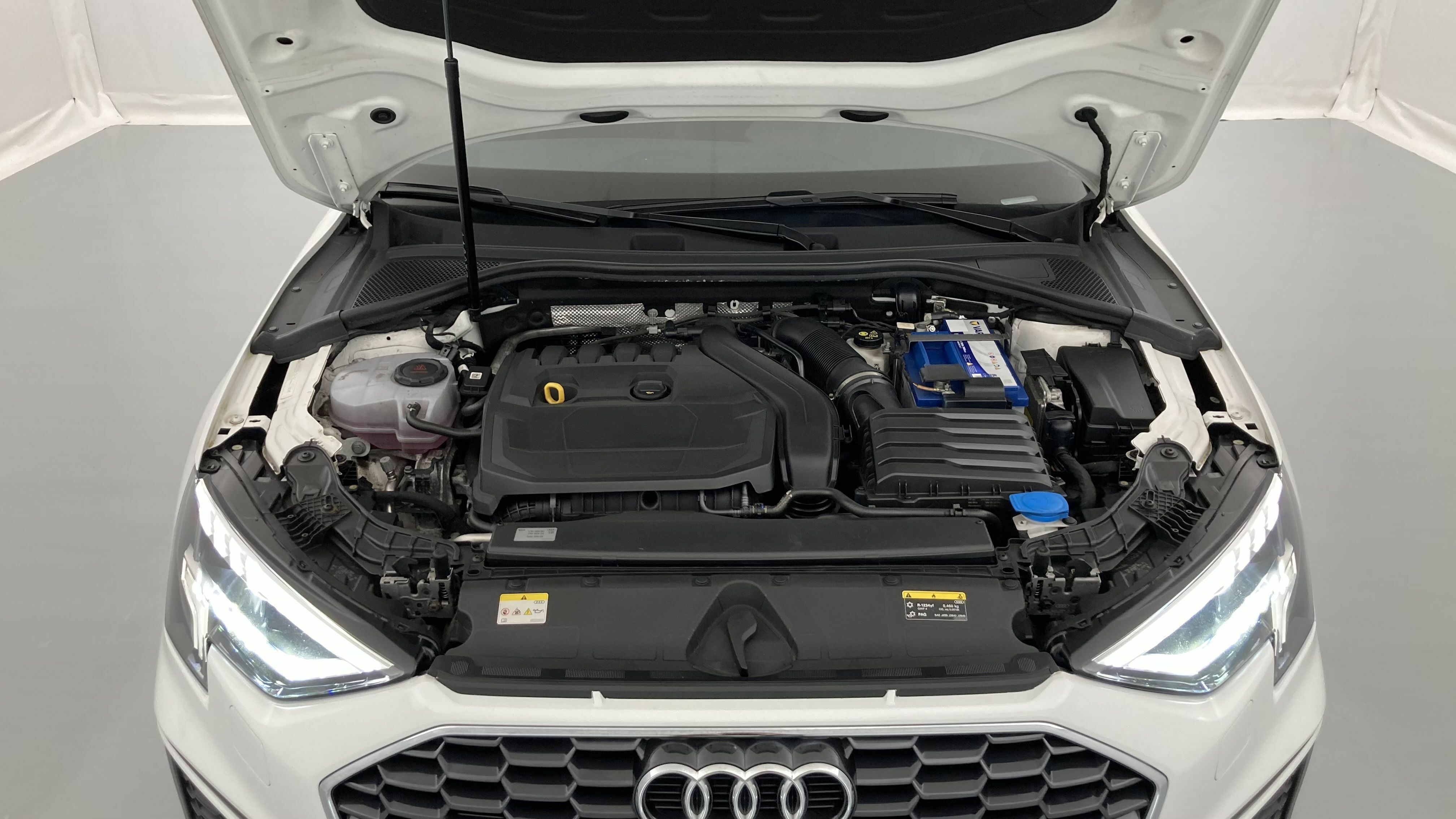 audi a3 sportback s line 35 TFSI 150 STRONIC 2023 ibis weiss 25