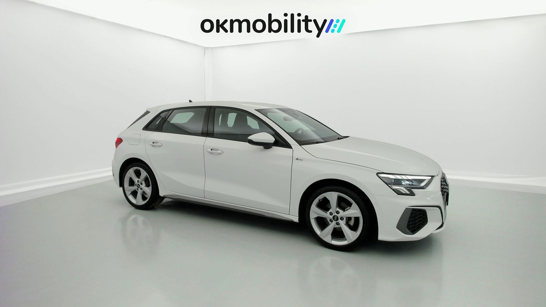 audi a3 sportback s line 35 TFSI 150 STRONIC 2023 ibis weiss 2
