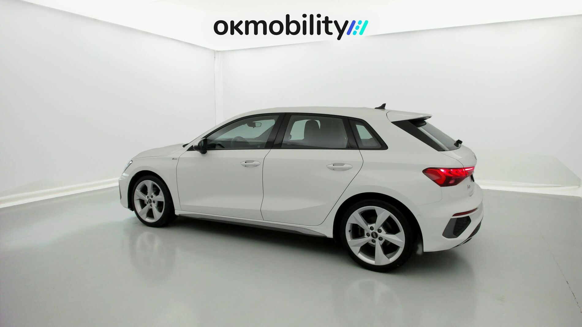 audi a3 sportback s line 35 TFSI 150 STRONIC 2023 ibis weiss 8