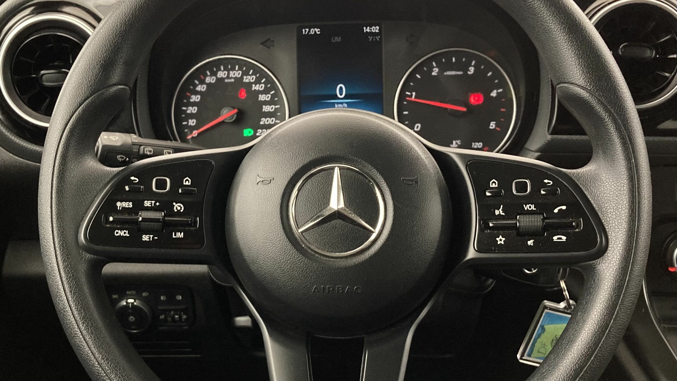 mercedes benz citan n1 tourer pro 110 CDI 95 2022 gris cromita 18