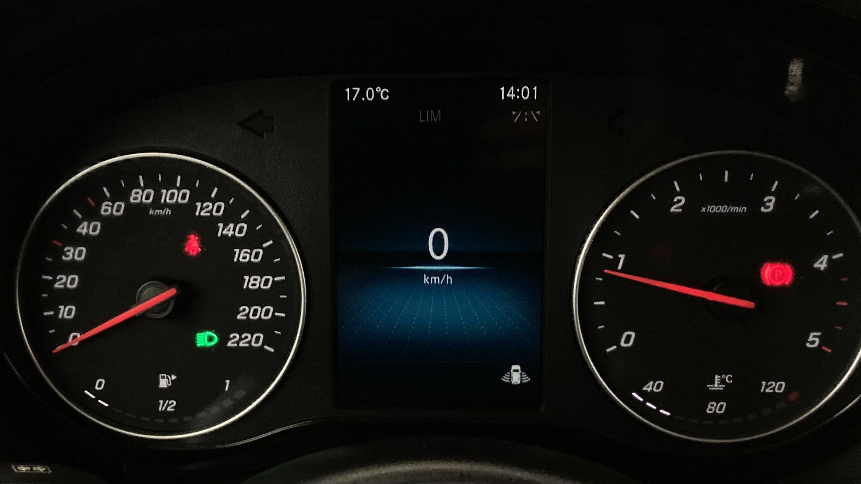 mercedes benz citan n1 tourer pro 110 CDI 95 2022 gris cromita 19