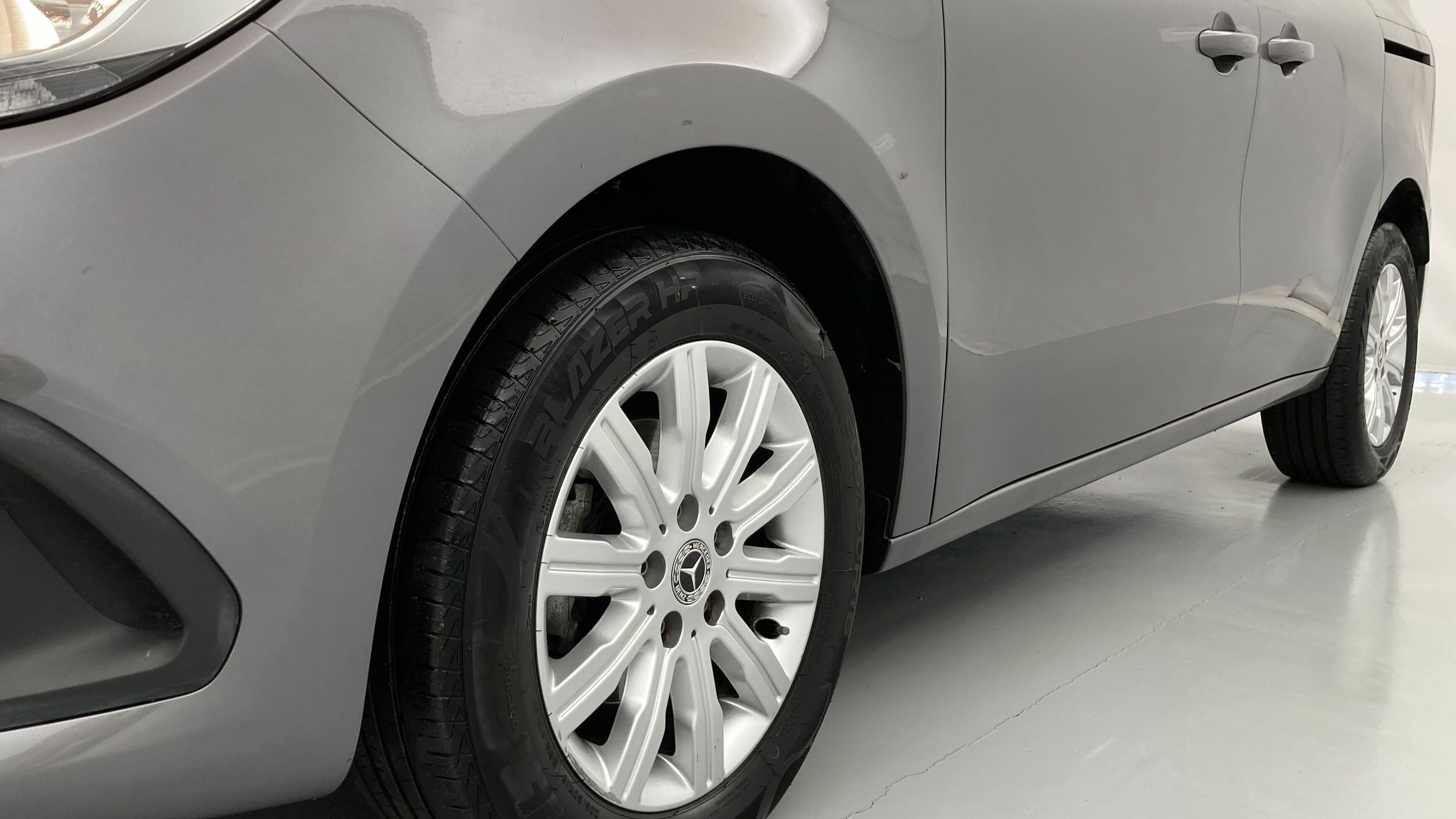 mercedes benz citan n1 tourer pro 110 CDI 95 2022 gris cromita 27