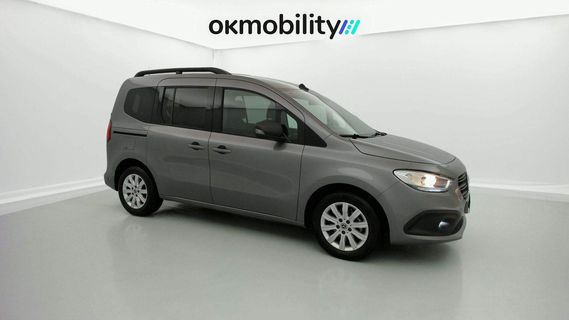 mercedes benz citan n1 tourer pro 110 CDI 95 2022 gris cromita 2