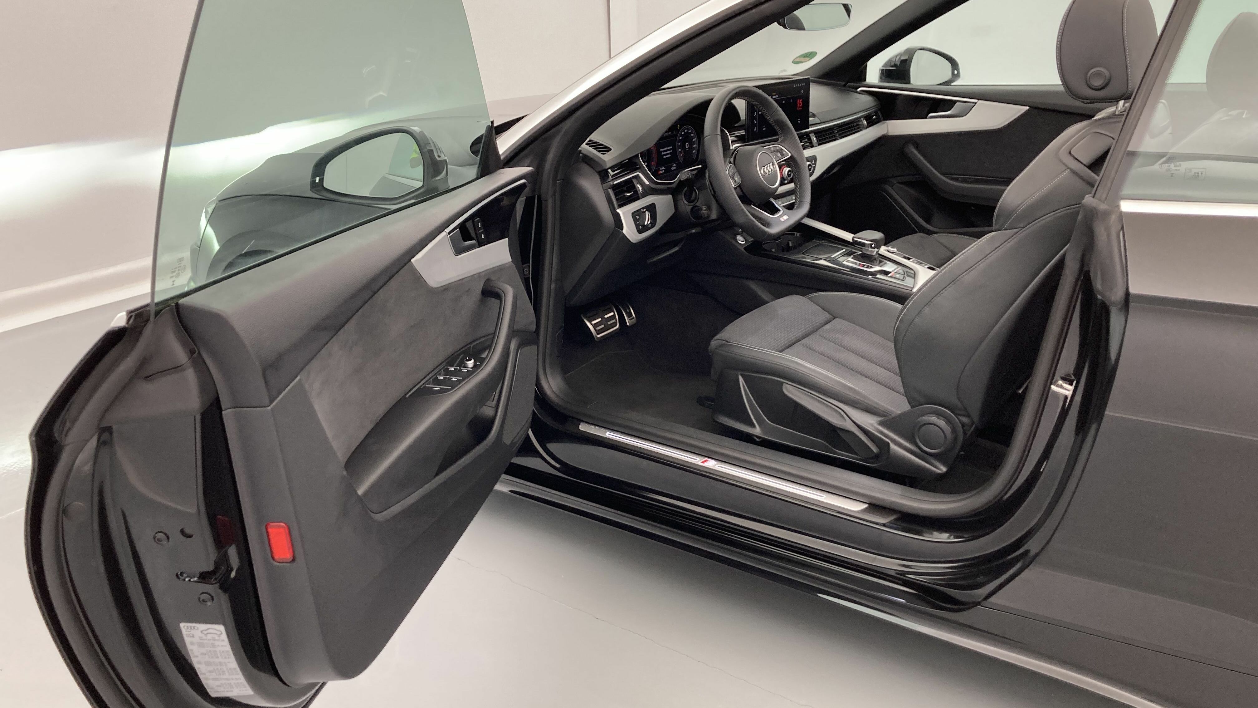 audi a5 cabrio s line 40 TFSI 204 STRONIC 2024 mythosschwarz metallic 13
