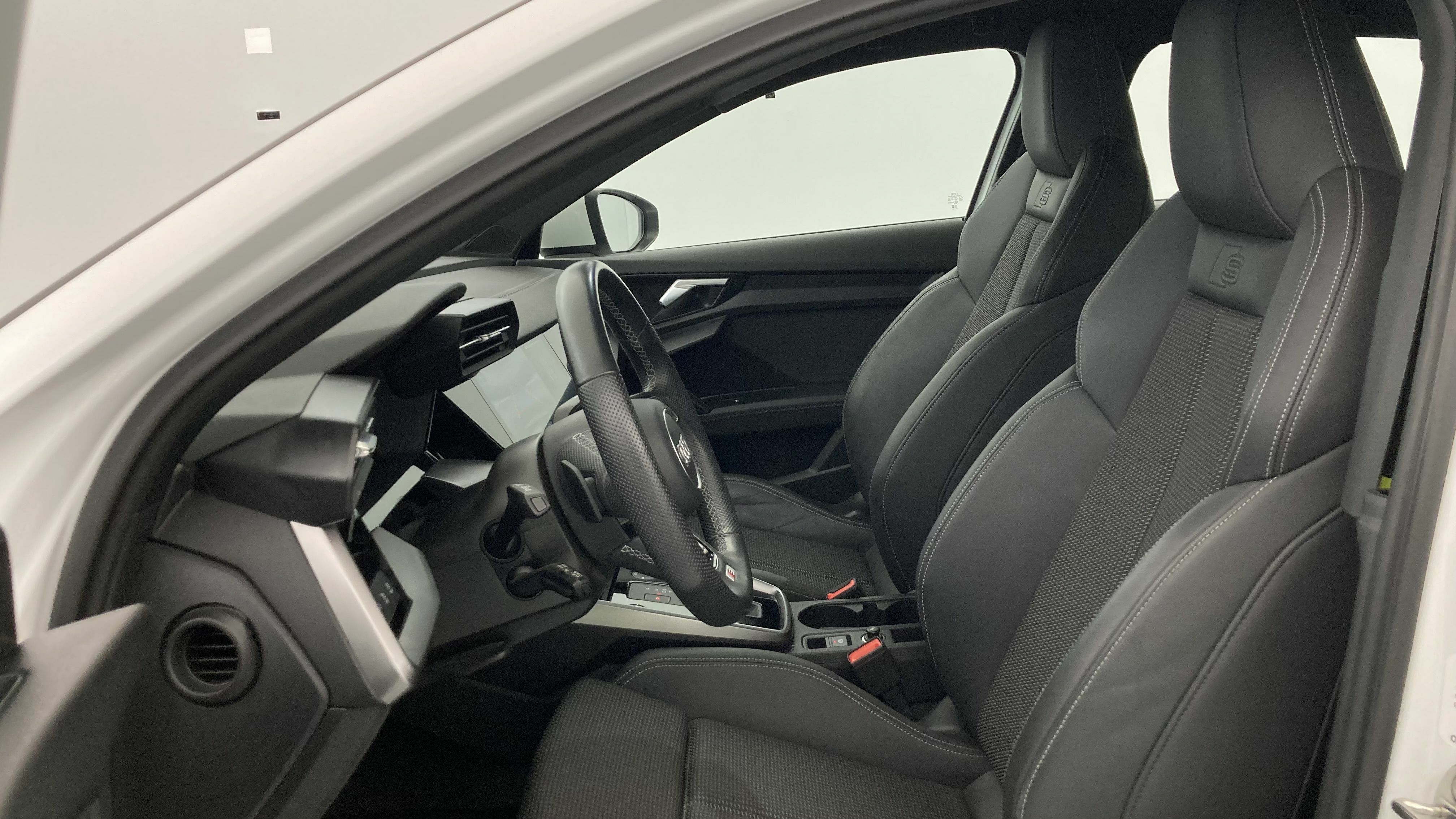 audi a3 sportback s line 35 TFSI 150 STRONIC 2023 ibis weiss 14