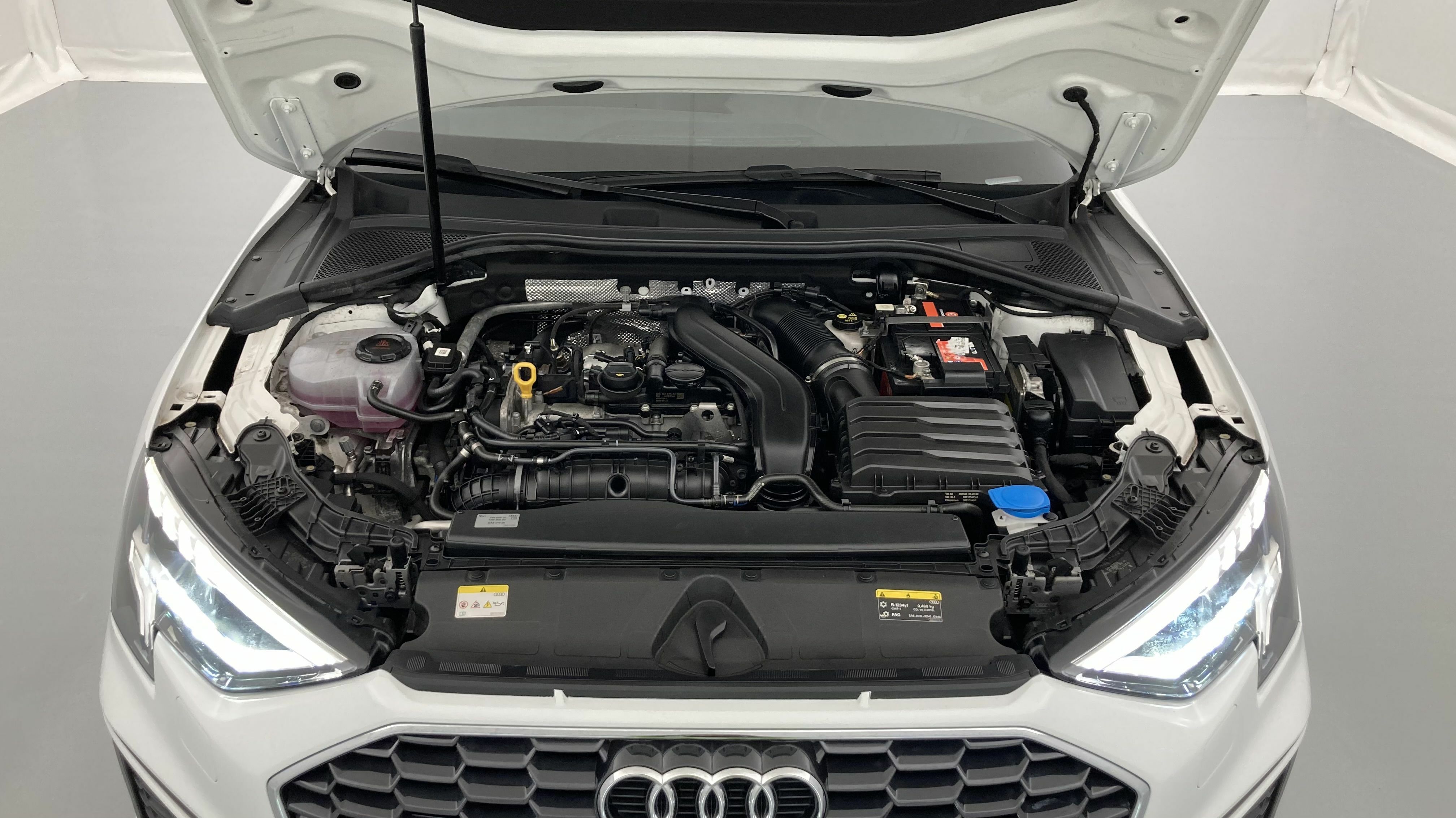 audi a3 sportback s line 35 TFSI 150 STRONIC 2023 ibis weiss 25