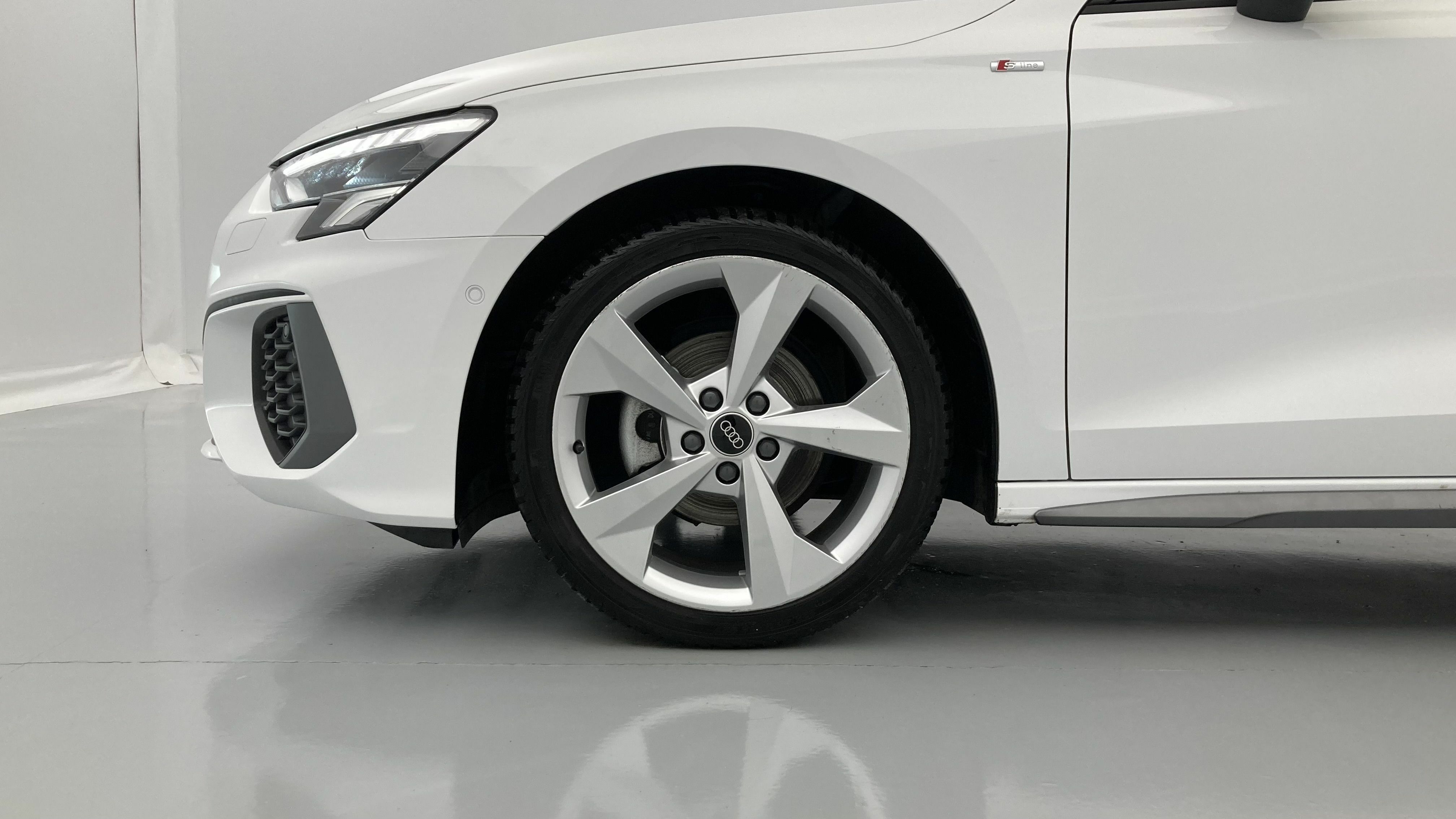 audi a3 sportback s line 35 TFSI 150 STRONIC 2023 ibis weiss 27