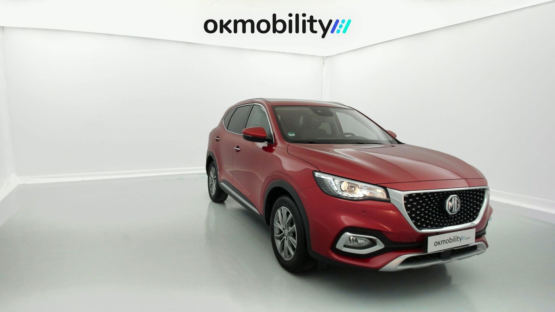 mg hs comfort 1.5 T-GDI 162 2023 diamond red 3
