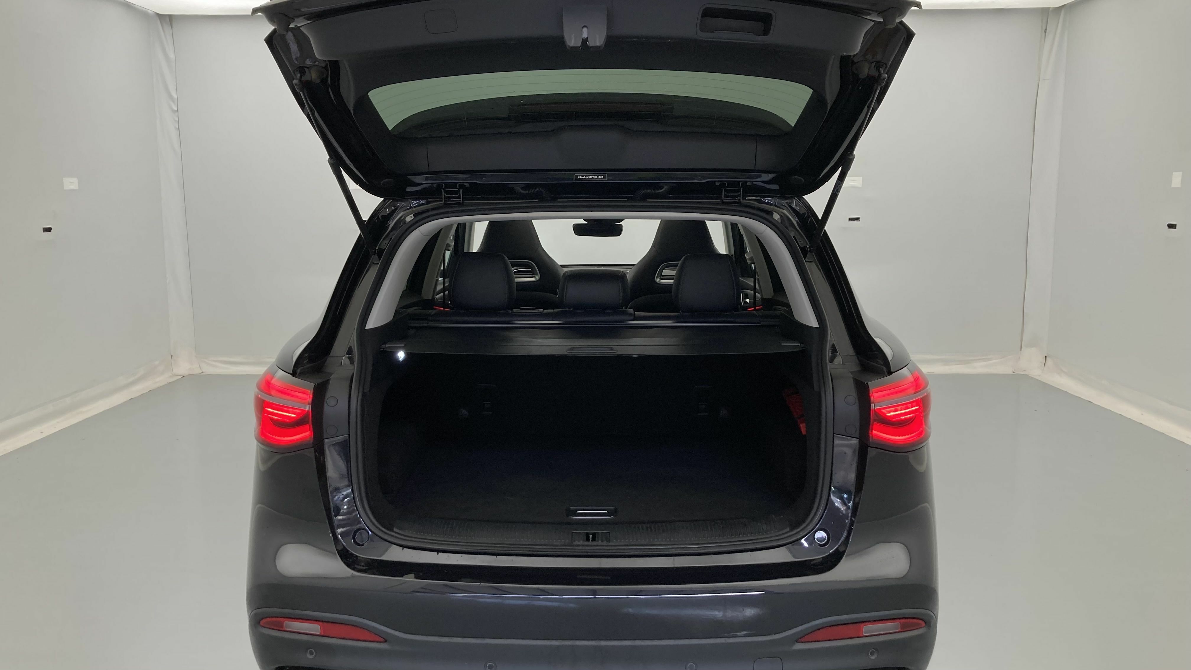 mg hs luxury 1.5 T-GDI 162 2023 pebble black - pbc 23