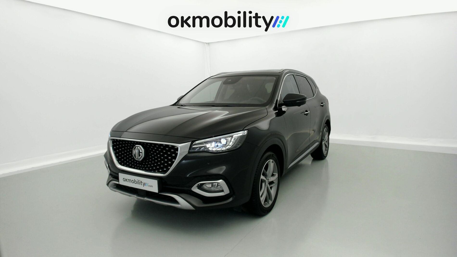 mg hs luxury 1.5 T-GDI 162 2023 pebble black - pbc 1