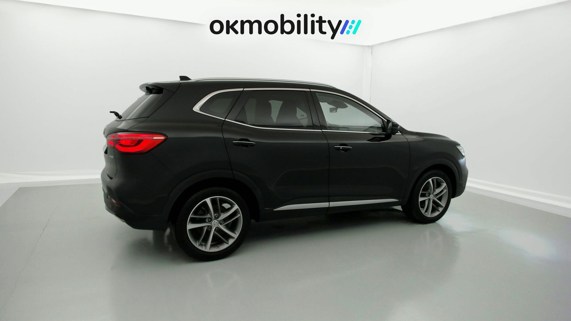 mg hs luxury 1.5 T-GDI 162 2023 pebble black - pbc 11