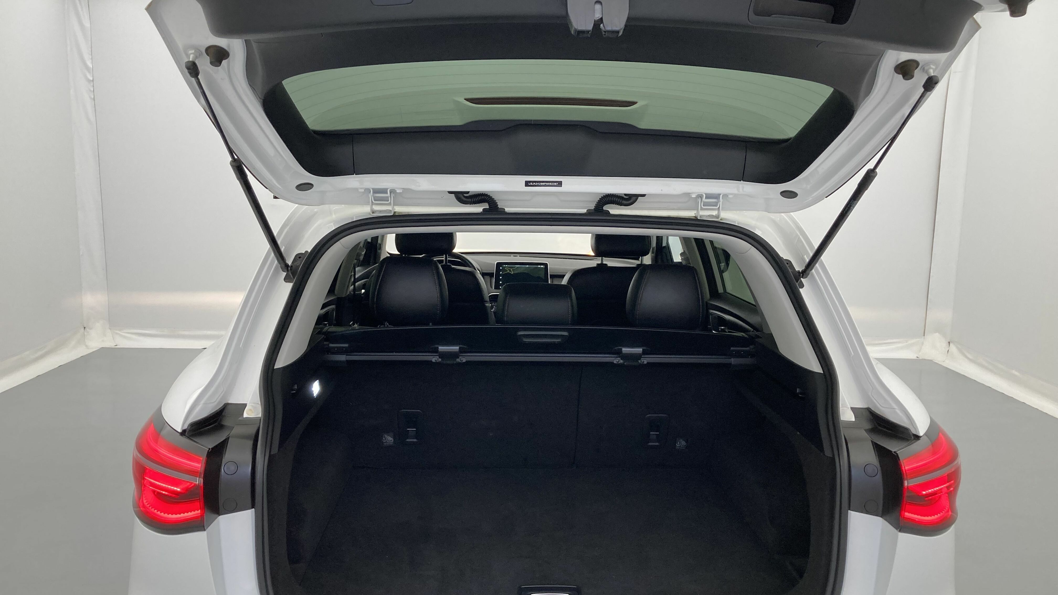 mg hs comfort 1.5 T-GDI 162 2023 dover white 23