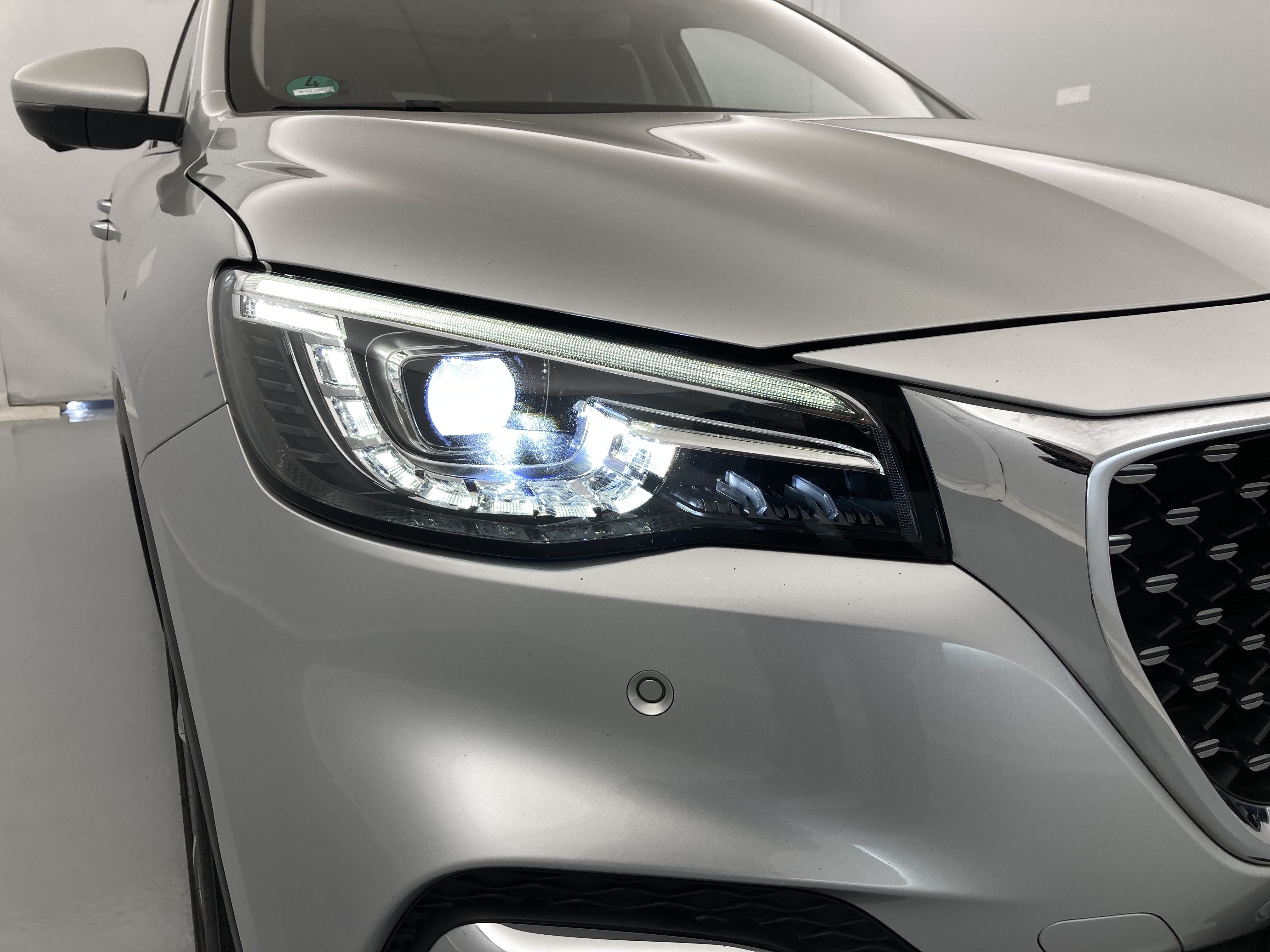mg hs luxury 1.5 T-GDI 162 2023 medal silver - ssa 14