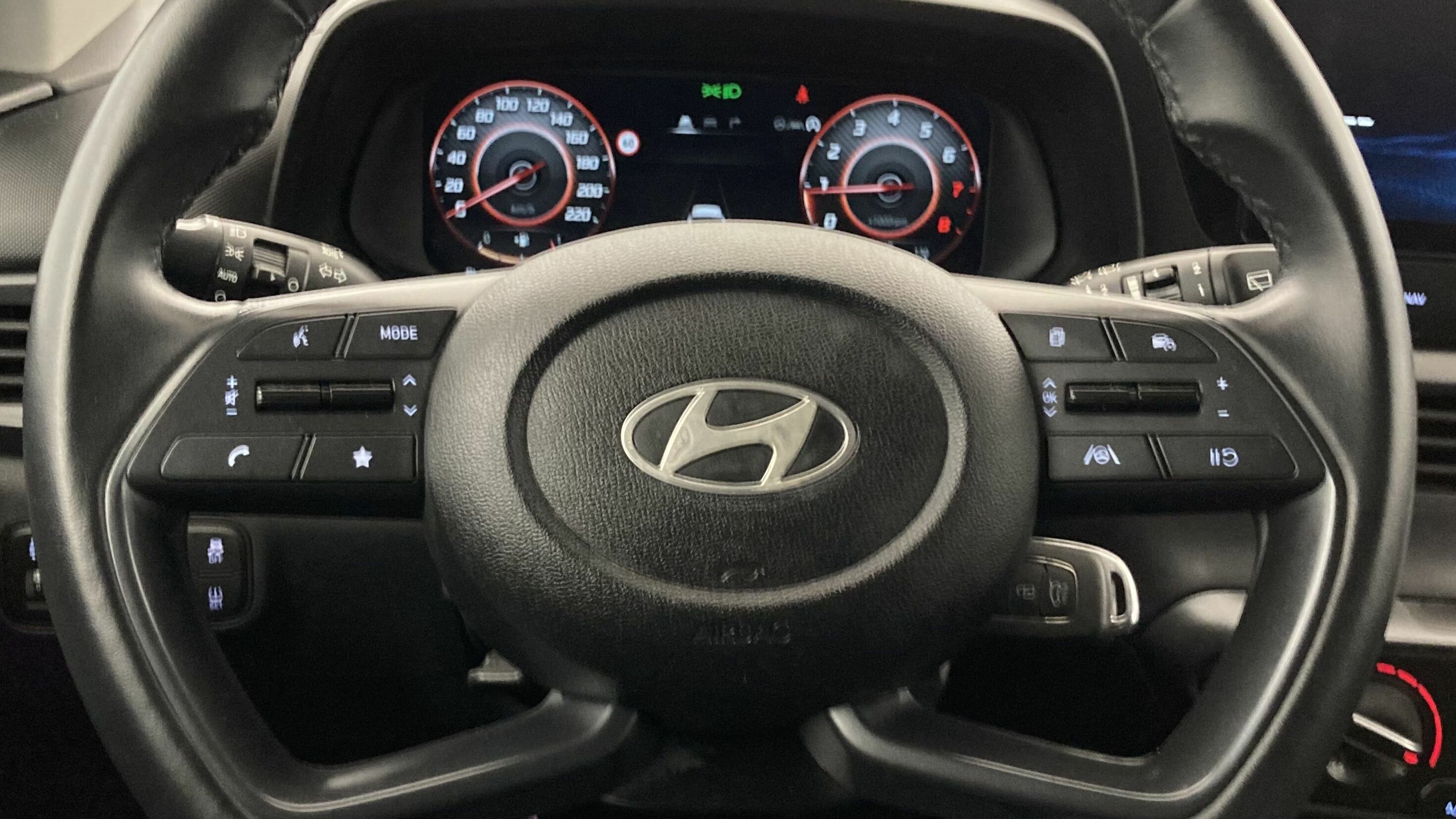 hyundai i20 klass 1.0 TGDI 100 2024 atlas white 16