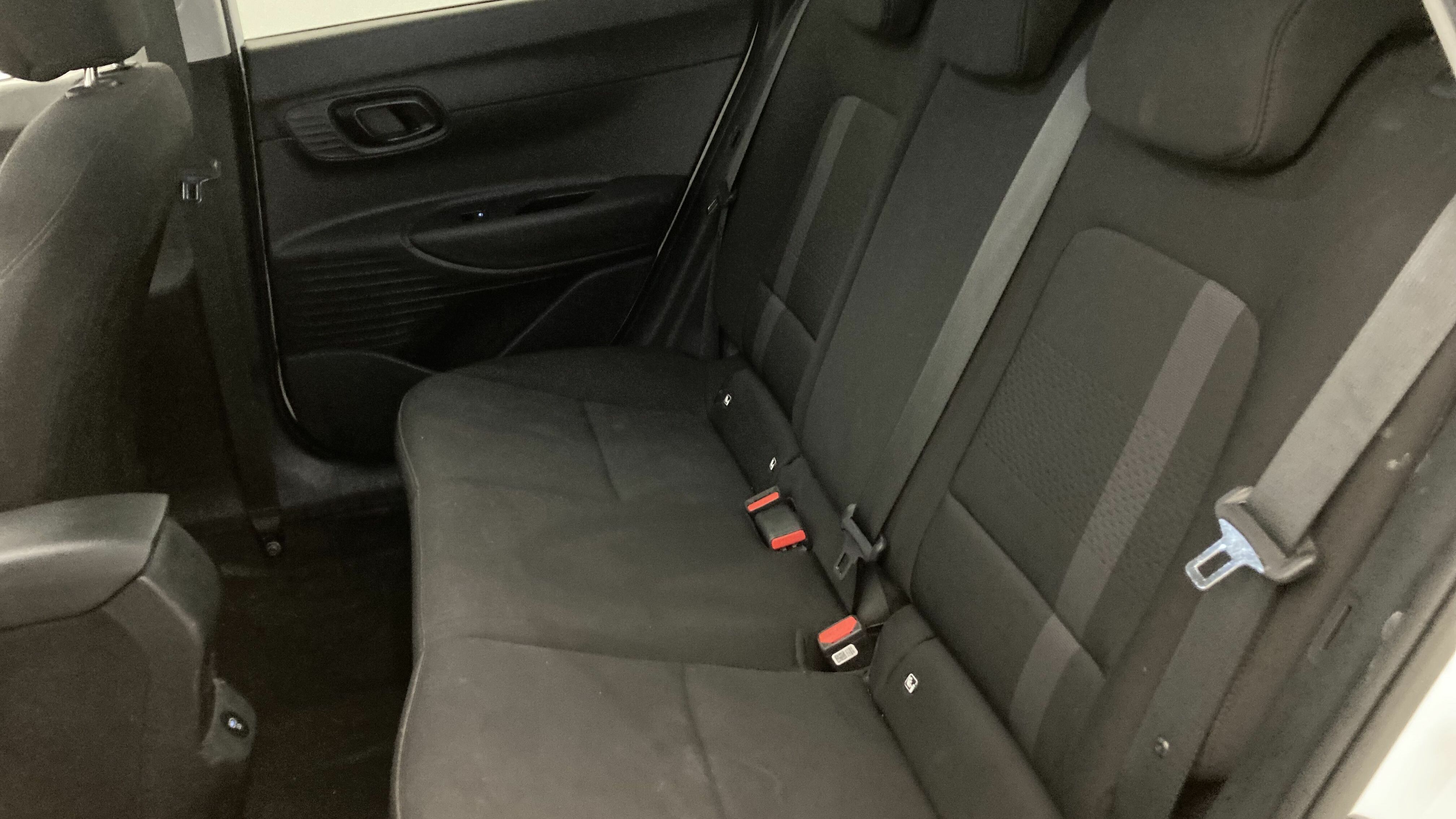 hyundai i20 klass 1.0 TGDI 100 2024 atlas white 20