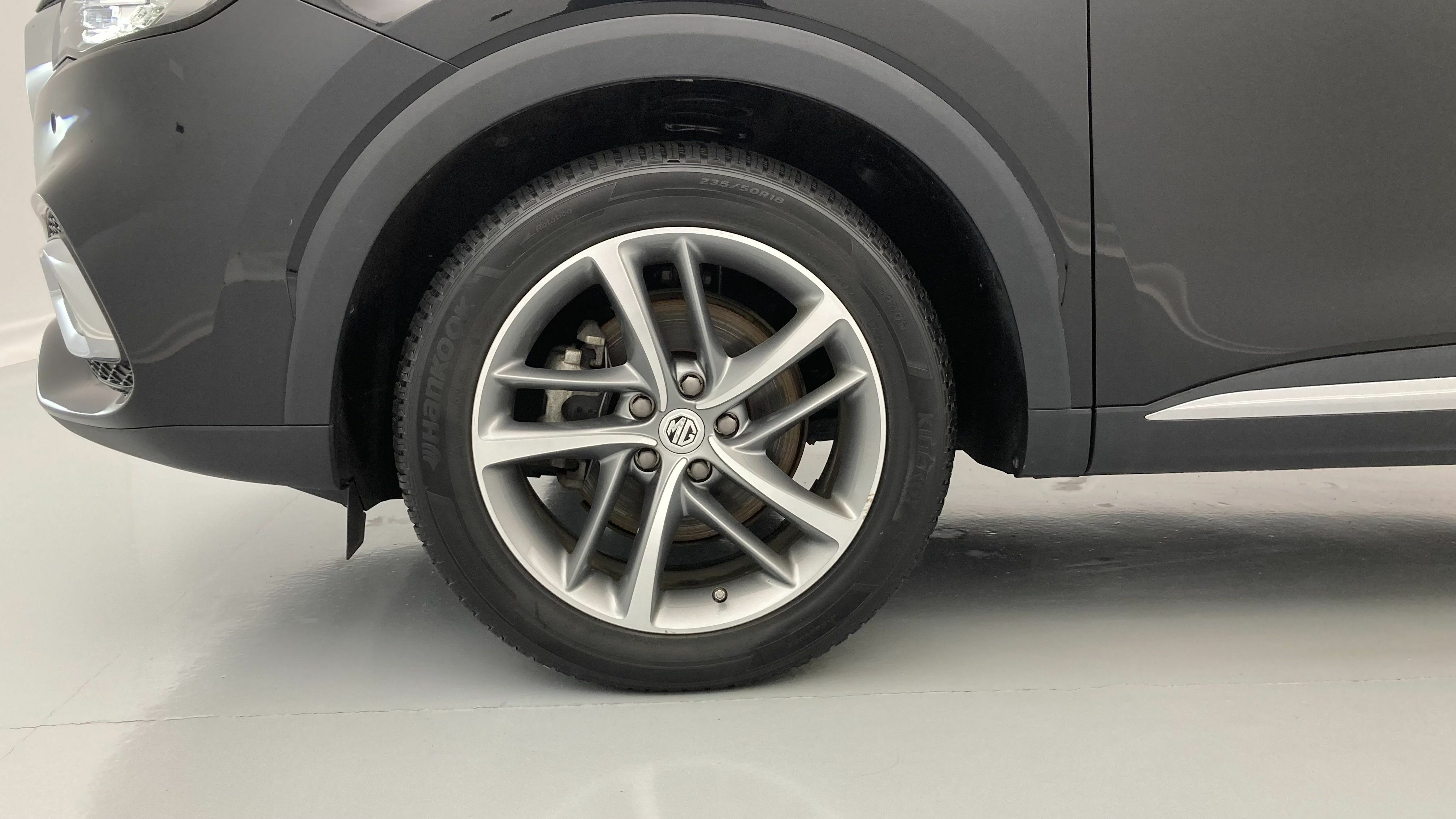mg hs luxury 1.5 T-GDI 162 2023 pebble black - pbc 27