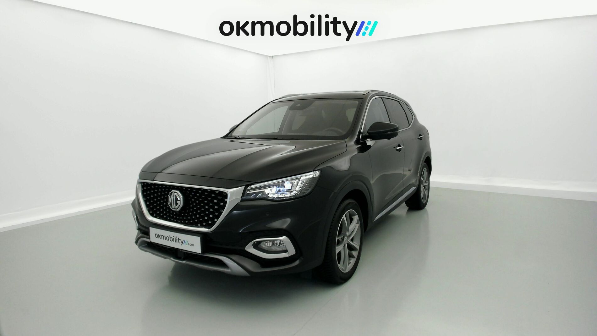 mg hs luxury 1.5 T-GDI 162 2023 pebble black - pbc 1