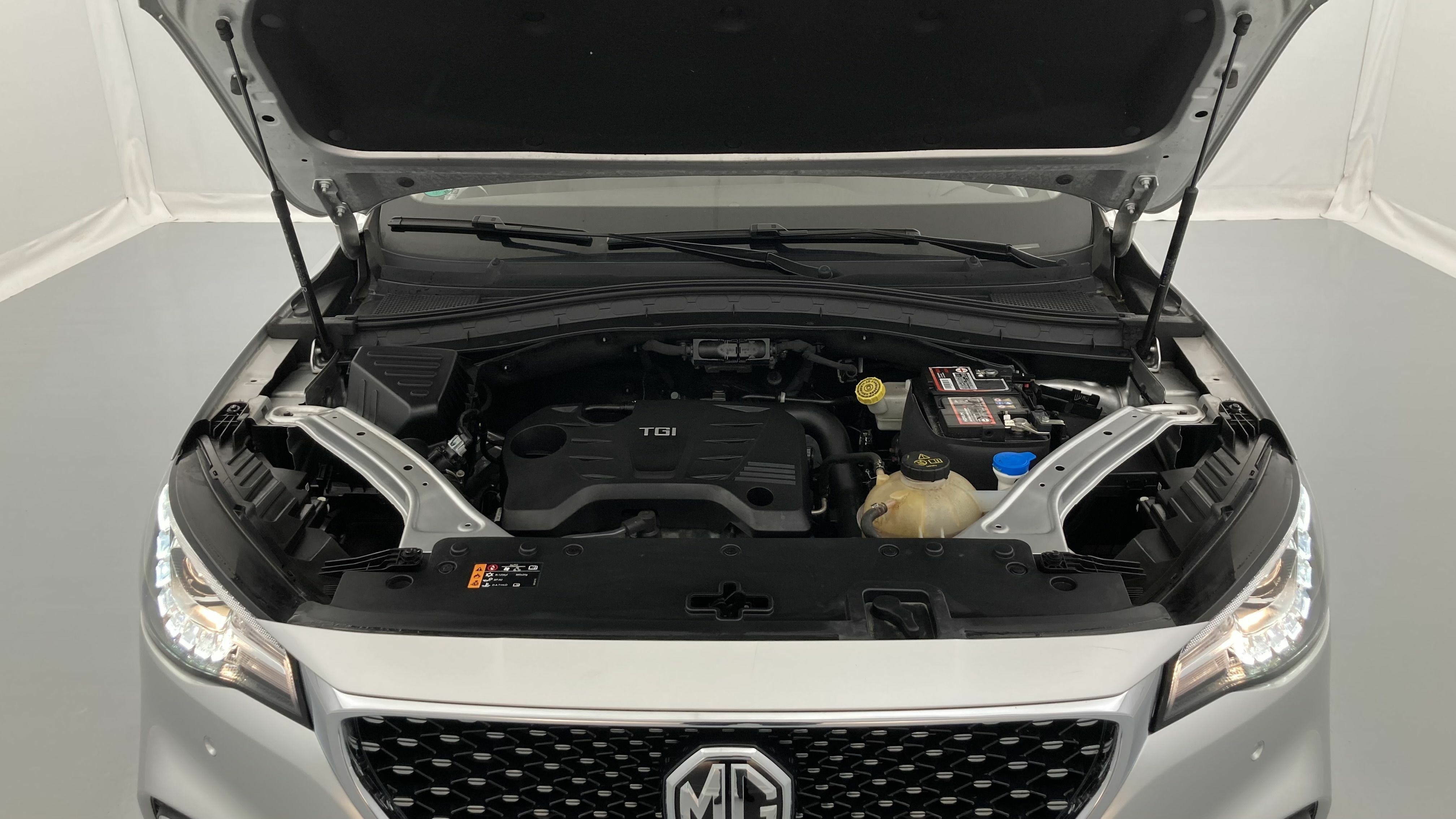 mg hs comfort 1.5 T-GDI 162 AT 2023 medal silver - ssa 25