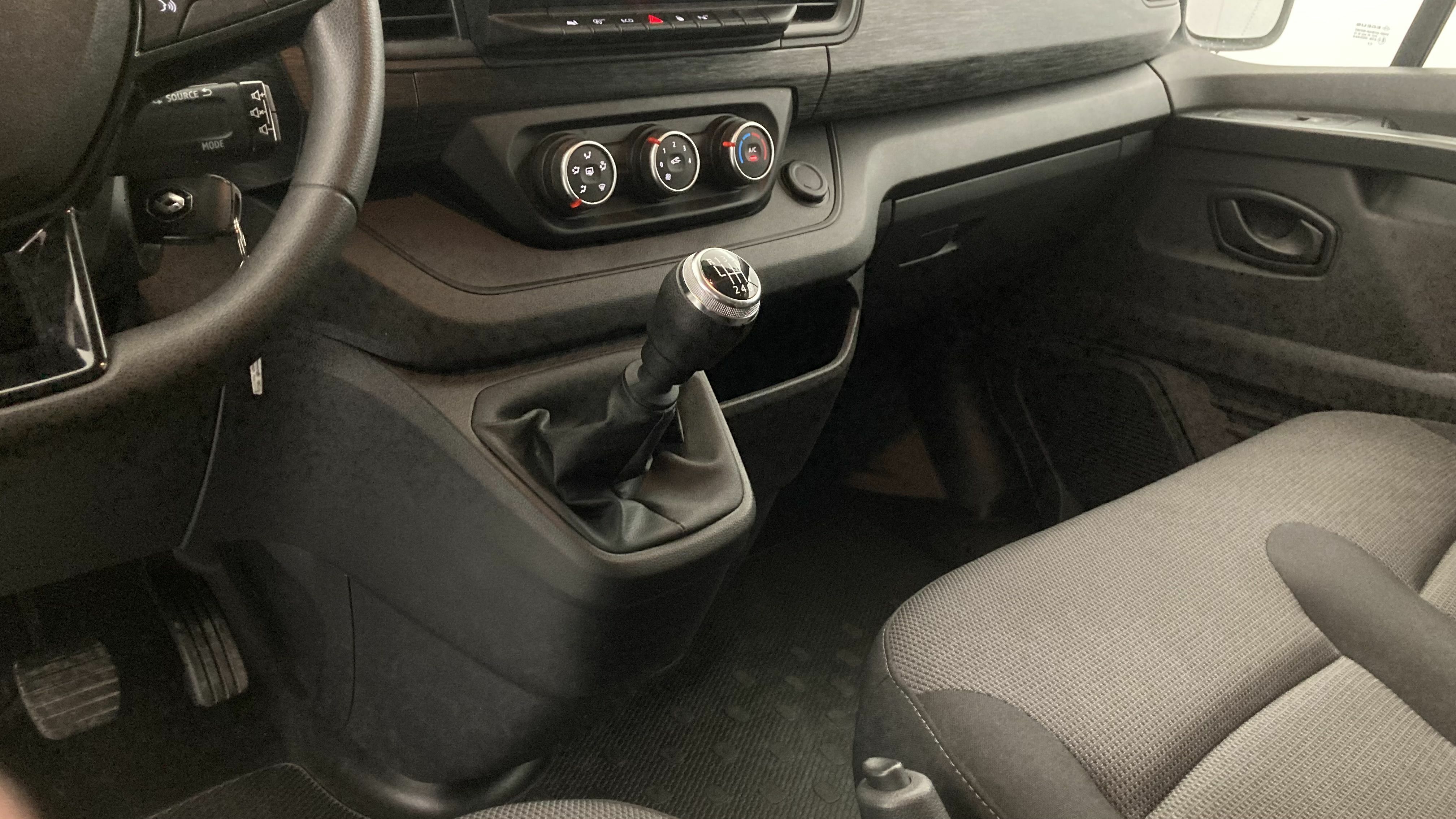 renault trafic l2 life 2.0 DCI 110 2022 weiss 20
