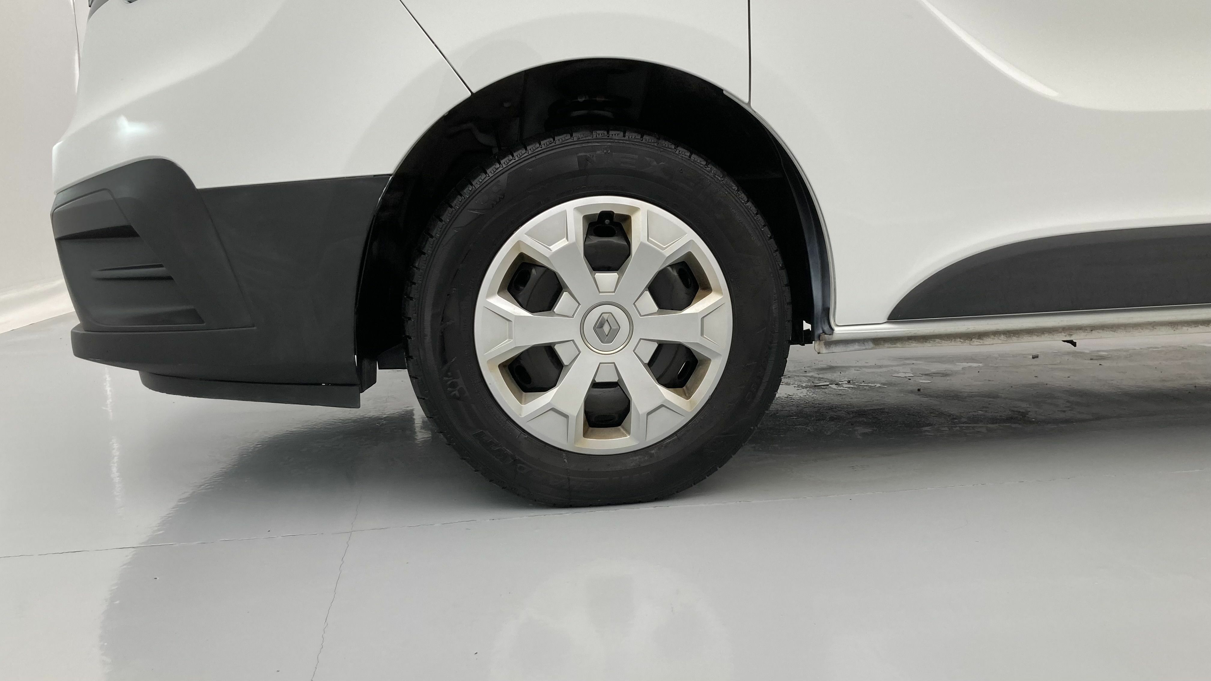 renault trafic l2 life 2.0 DCI 110 2022 weiss 27